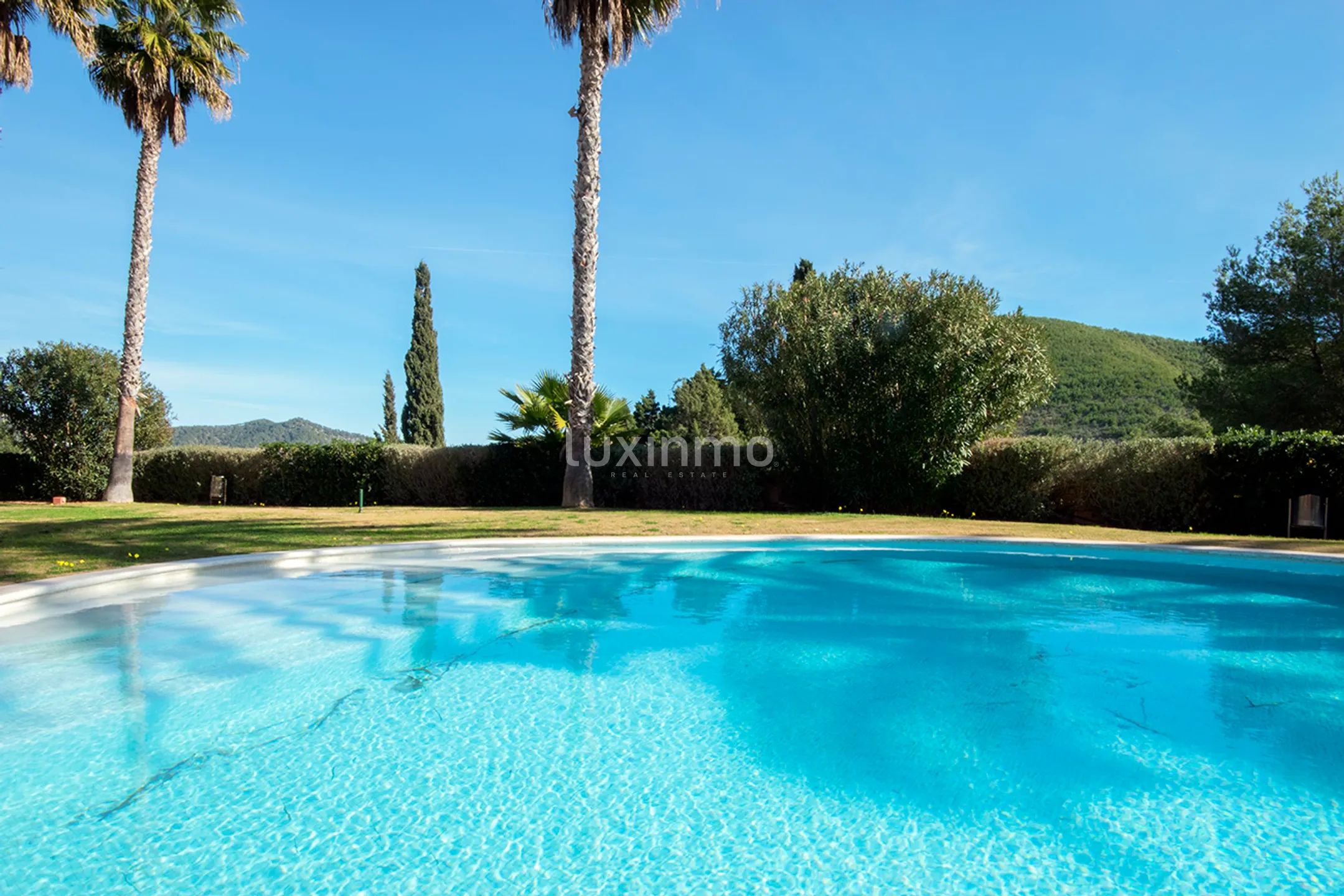 Moderno piso de 2 dormitorios en venta en Roca Llisa en Ibiza — photo 50