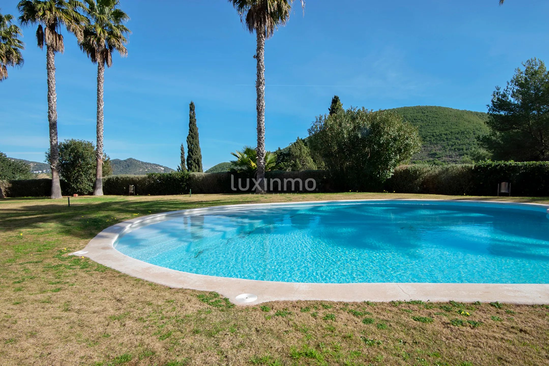 Moderno piso de 2 dormitorios en venta en Roca Llisa en Ibiza — photo 48