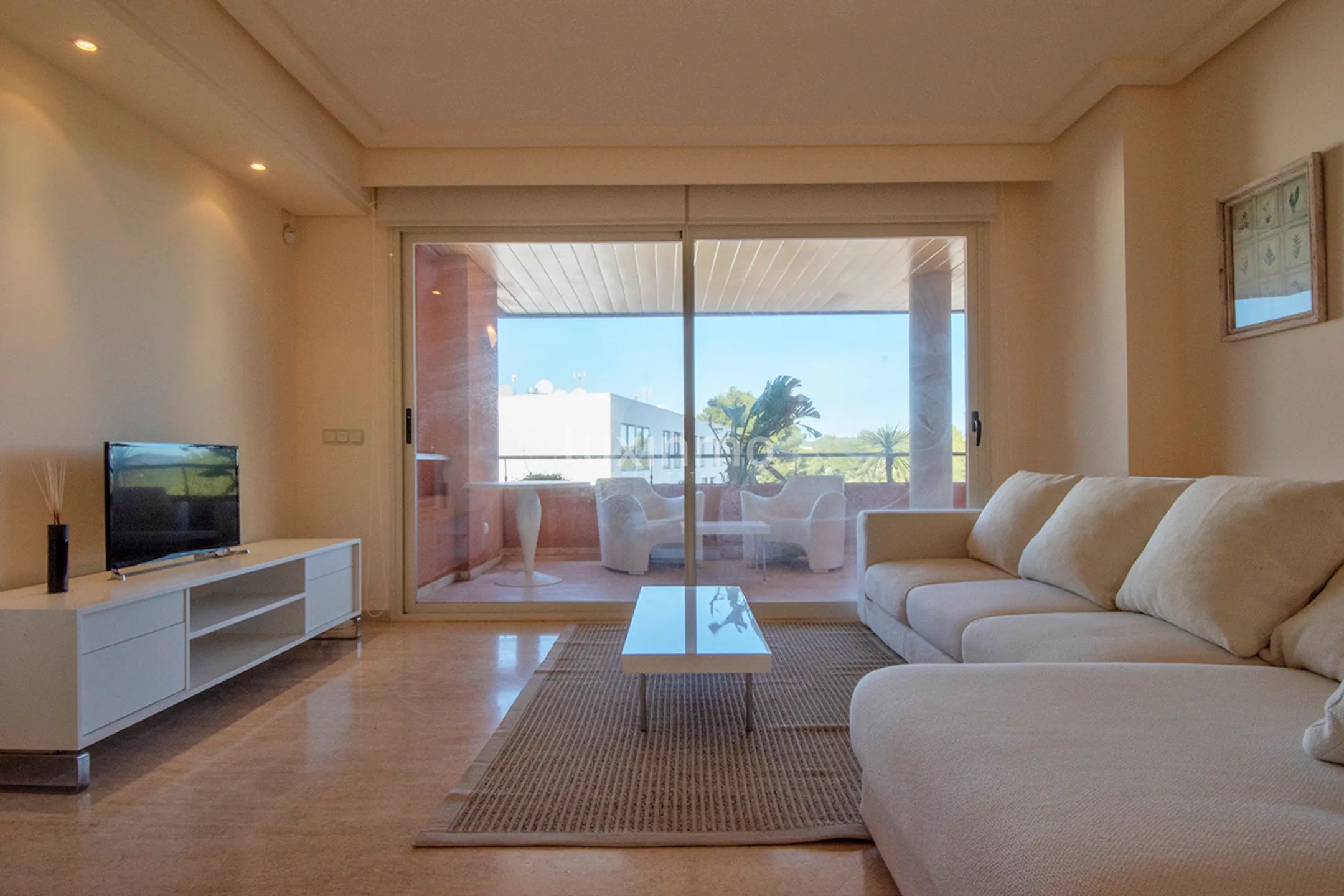 Moderno piso de 2 dormitorios en venta en Roca Llisa en Ibiza — photo 9