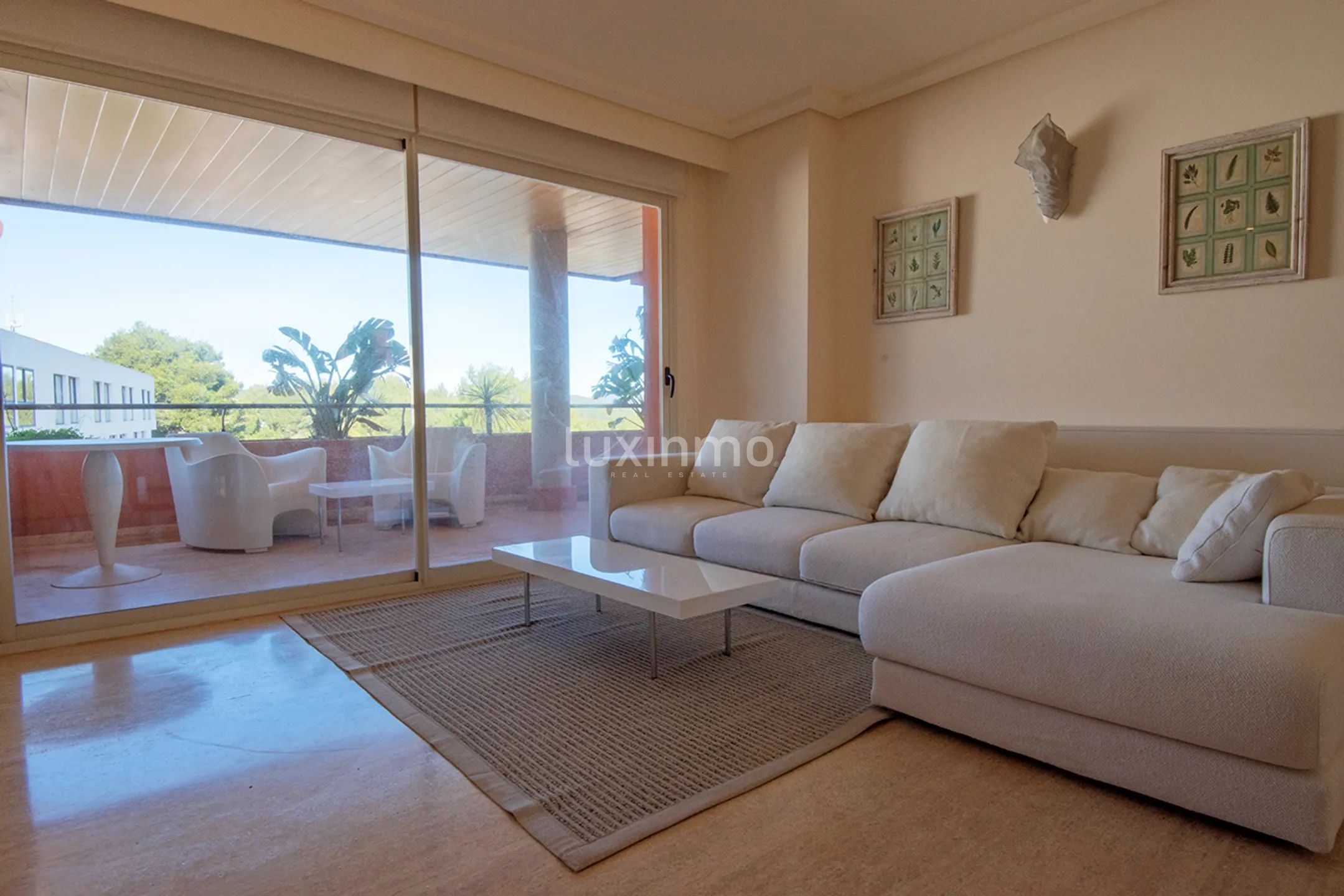 Moderno piso de 2 dormitorios en venta en Roca Llisa en Ibiza — photo 8