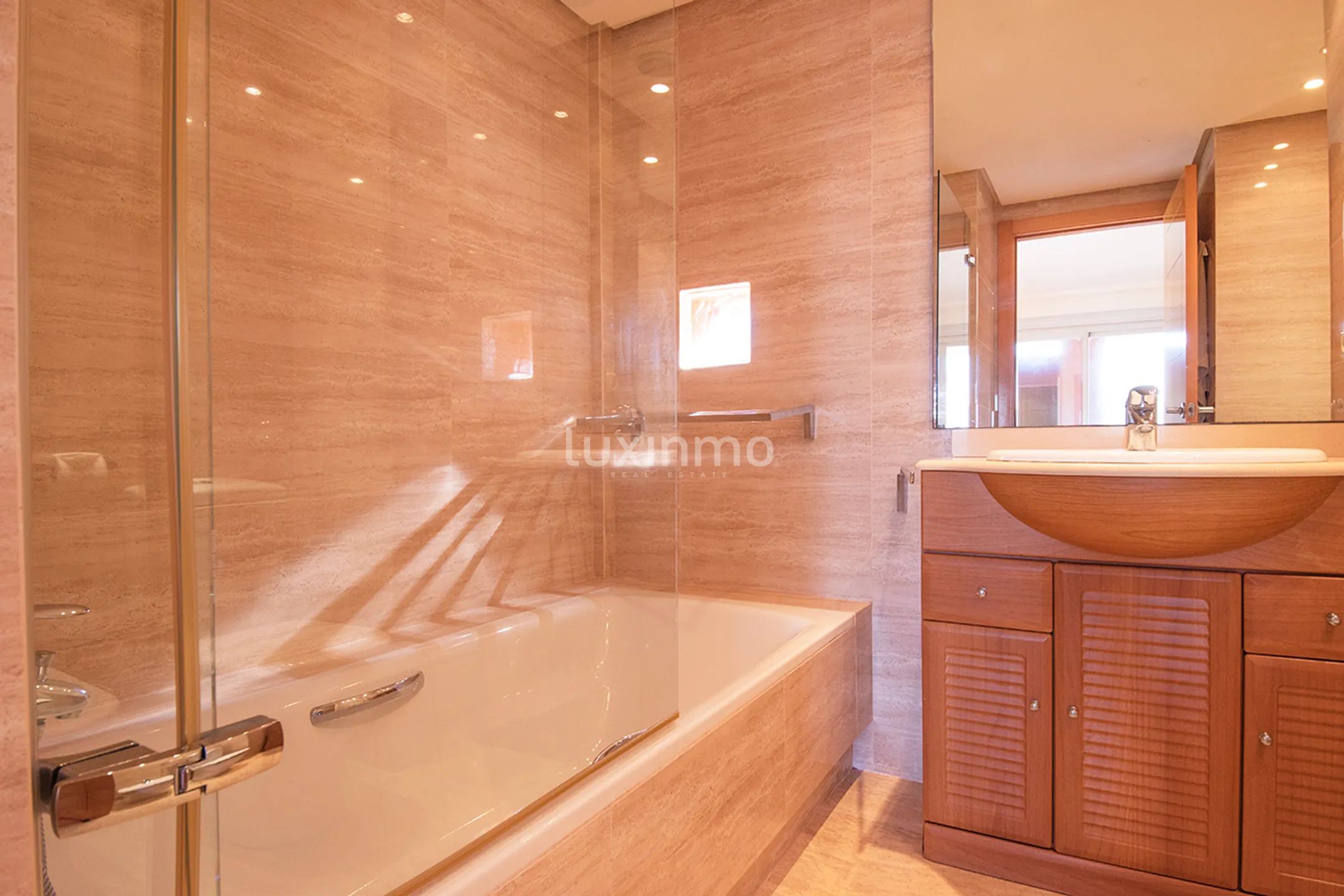 Moderno piso de 2 dormitorios en venta en Roca Llisa en Ibiza — photo 32