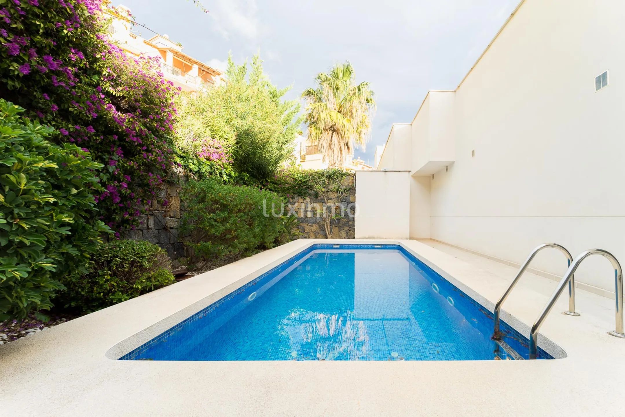 Penthouse with swimming pool and sea views in Mare Nostrum — photo 22