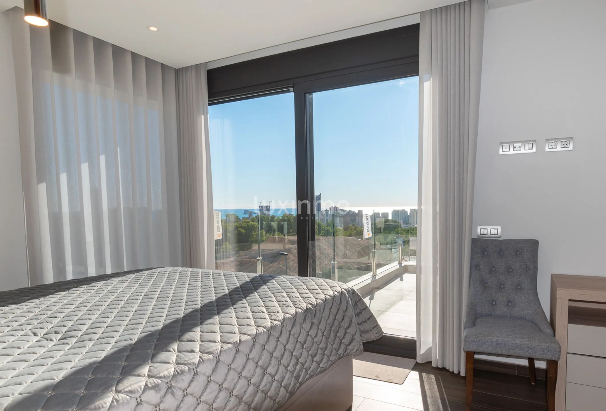 Villa avec vue sur la mer à vendre à Sierra Cortina — photo 21