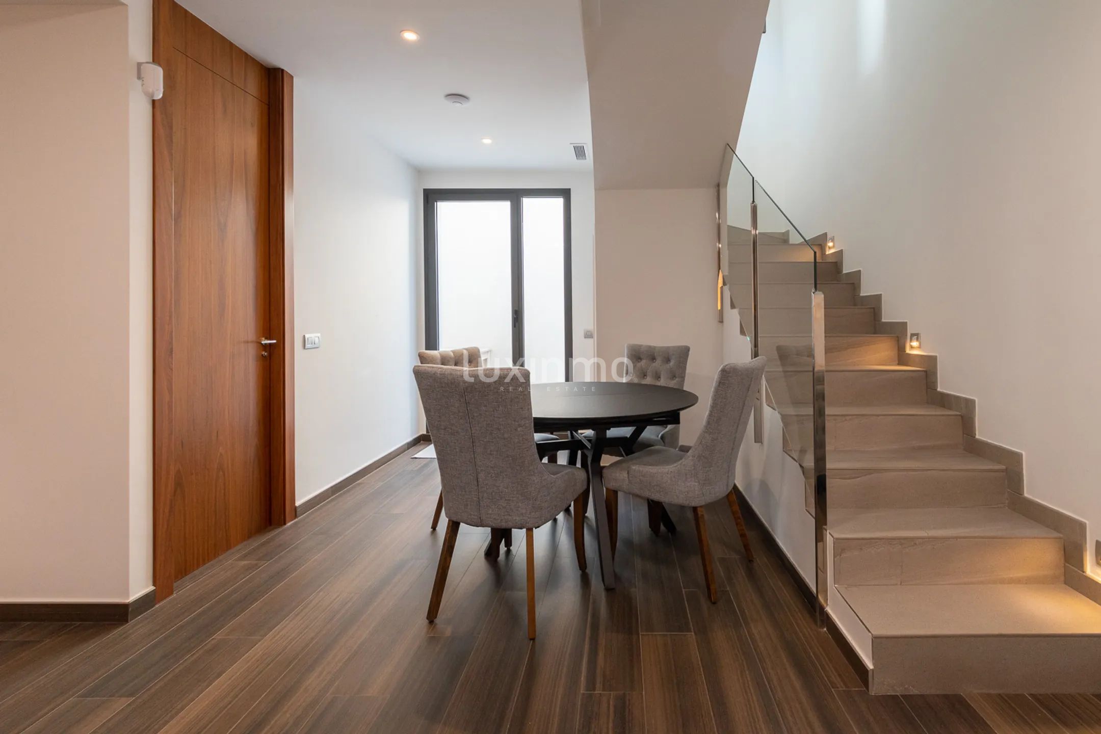 Villa avec vue sur la mer à vendre à Sierra Cortina — photo 27