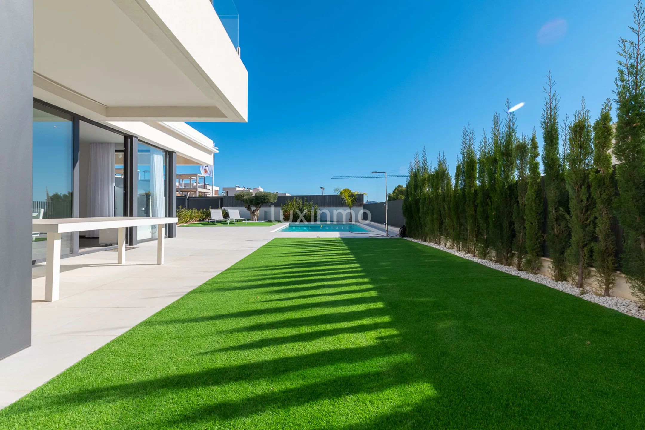 Villa avec vue sur la mer à vendre à Sierra Cortina — photo 31