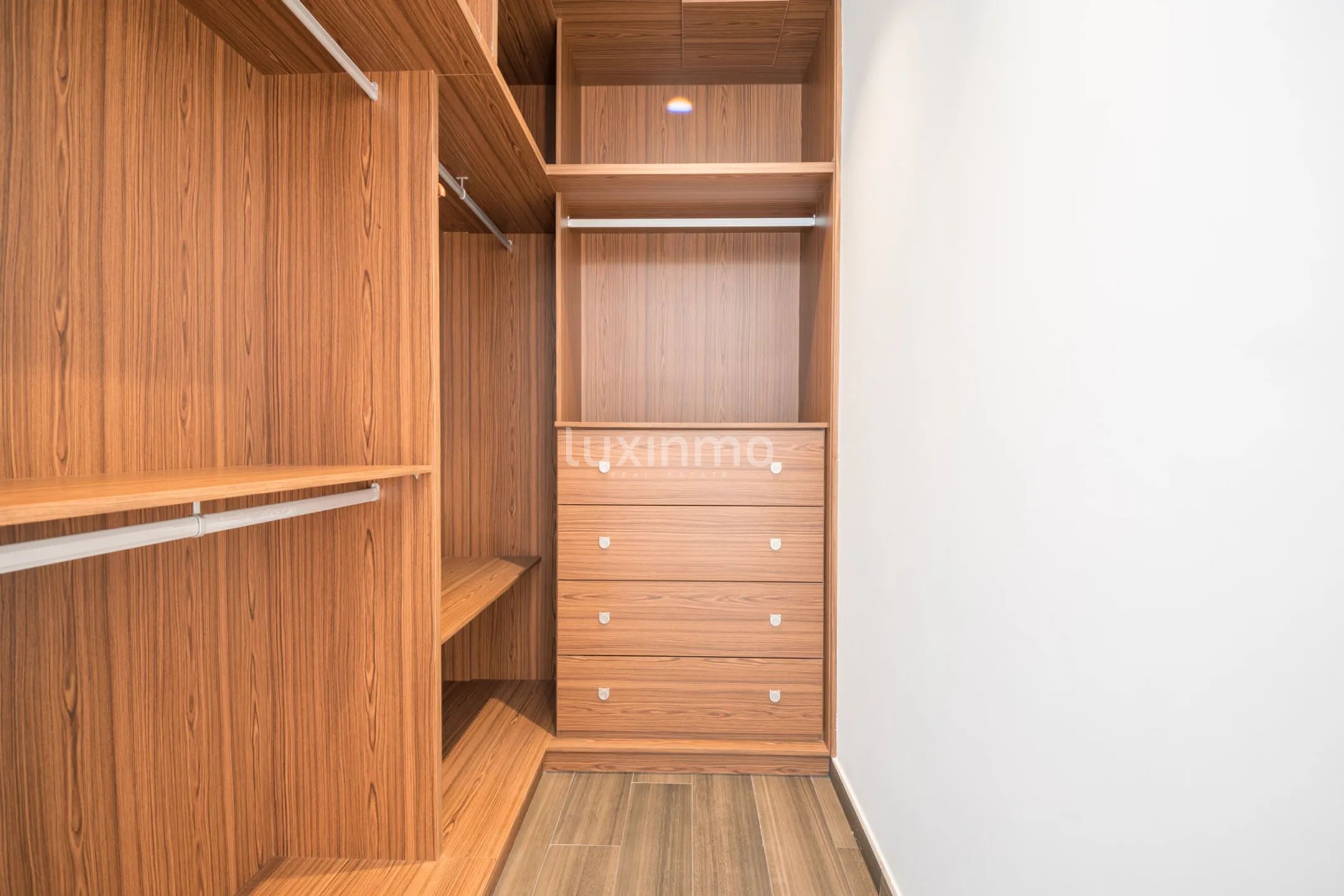 Villa avec vue sur la mer à vendre à Sierra Cortina — photo 14