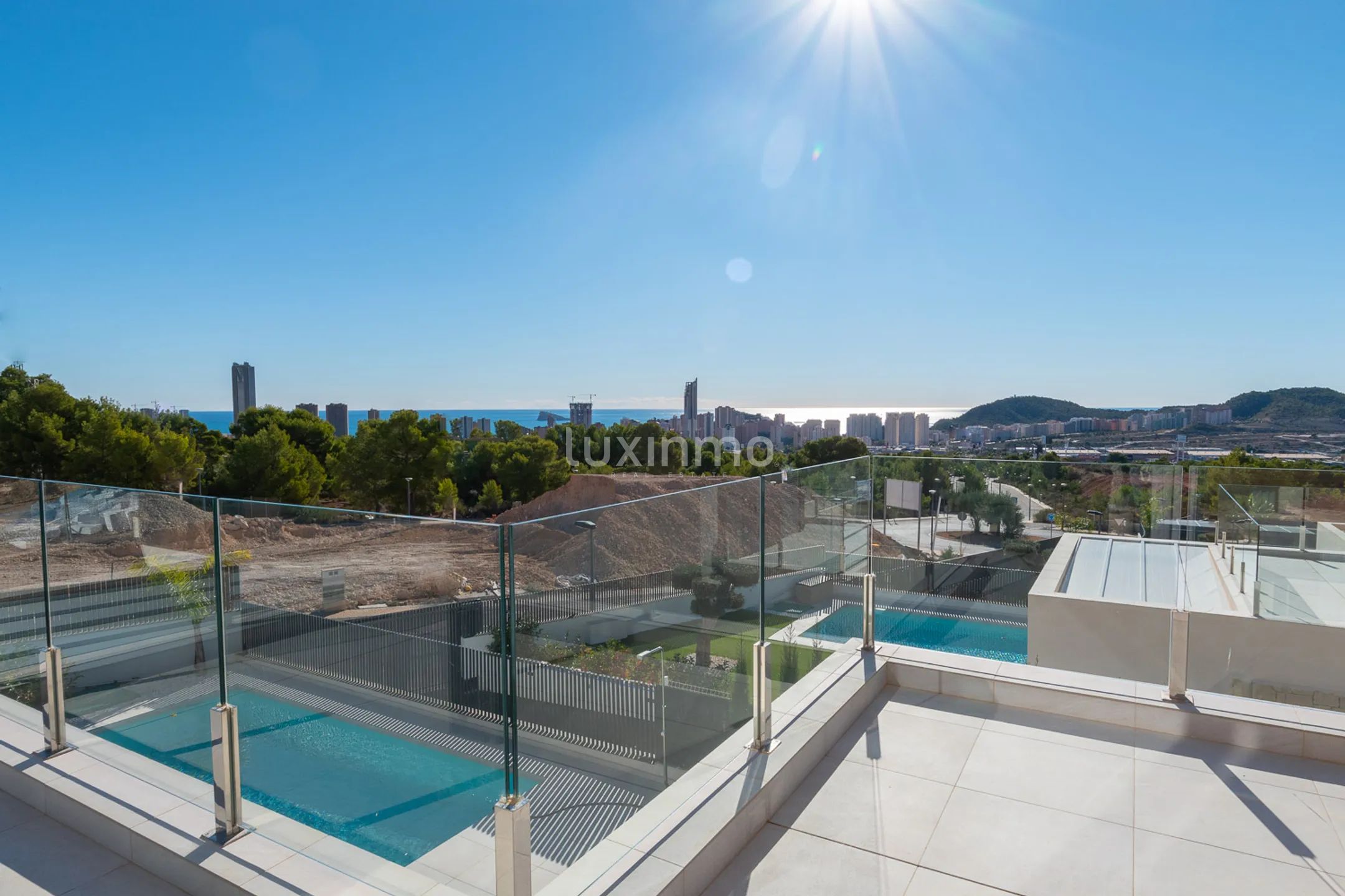 Villa with sea views for sale in Sierra Cortina — photo 23
