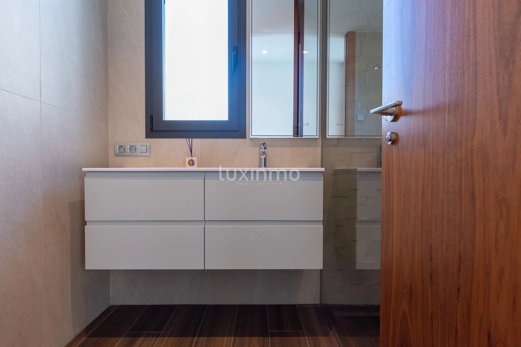 Villa avec vue sur la mer à vendre à Sierra Cortina — photo 16