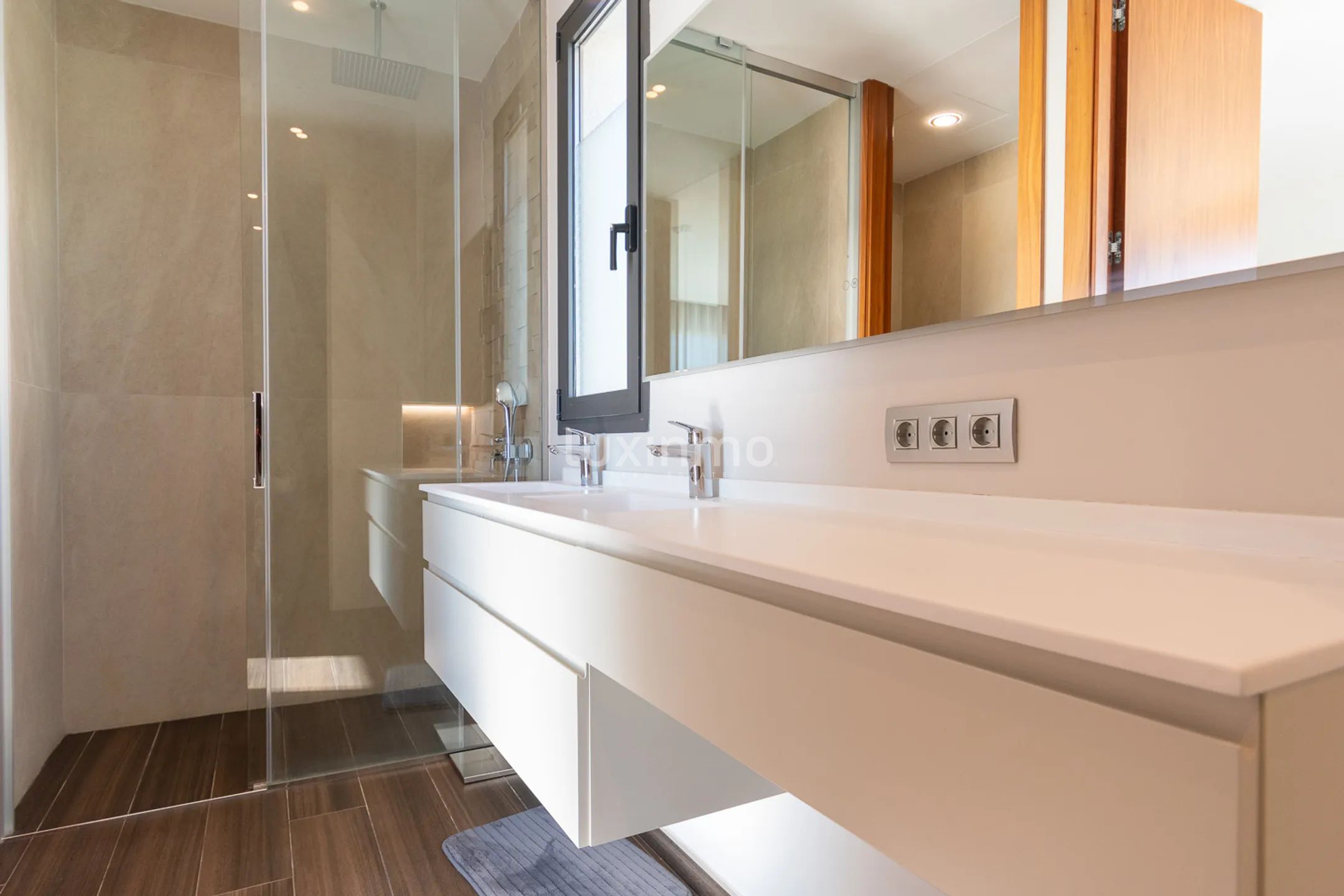 Villa avec vue sur la mer à vendre à Sierra Cortina — photo 18