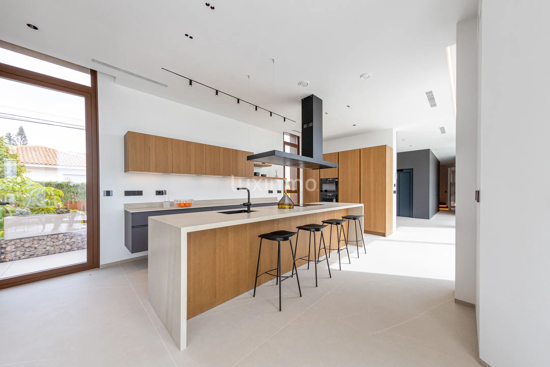 Modern villa with sea views in Benidorm — photo 6