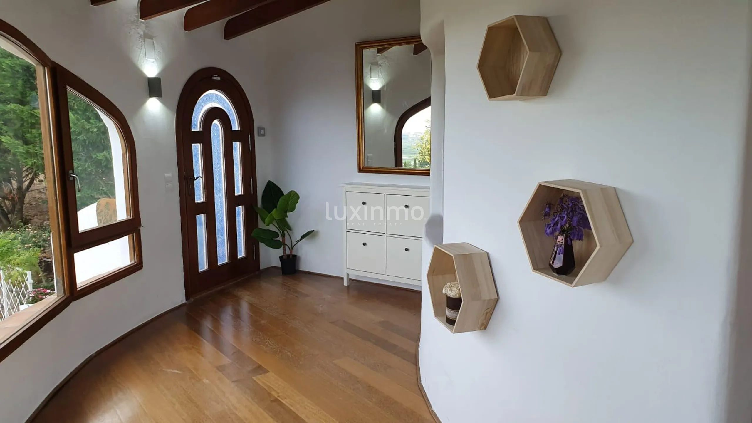 дом в средиземноморском стиле с фантастическим видом — photo 21