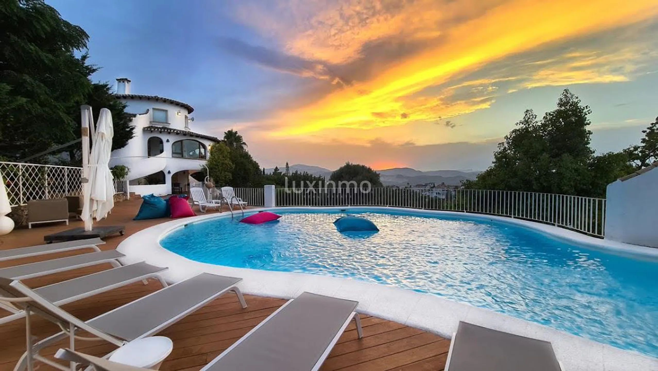 Huis in mediterrane stijl met fantastisch uitzicht — photo 1