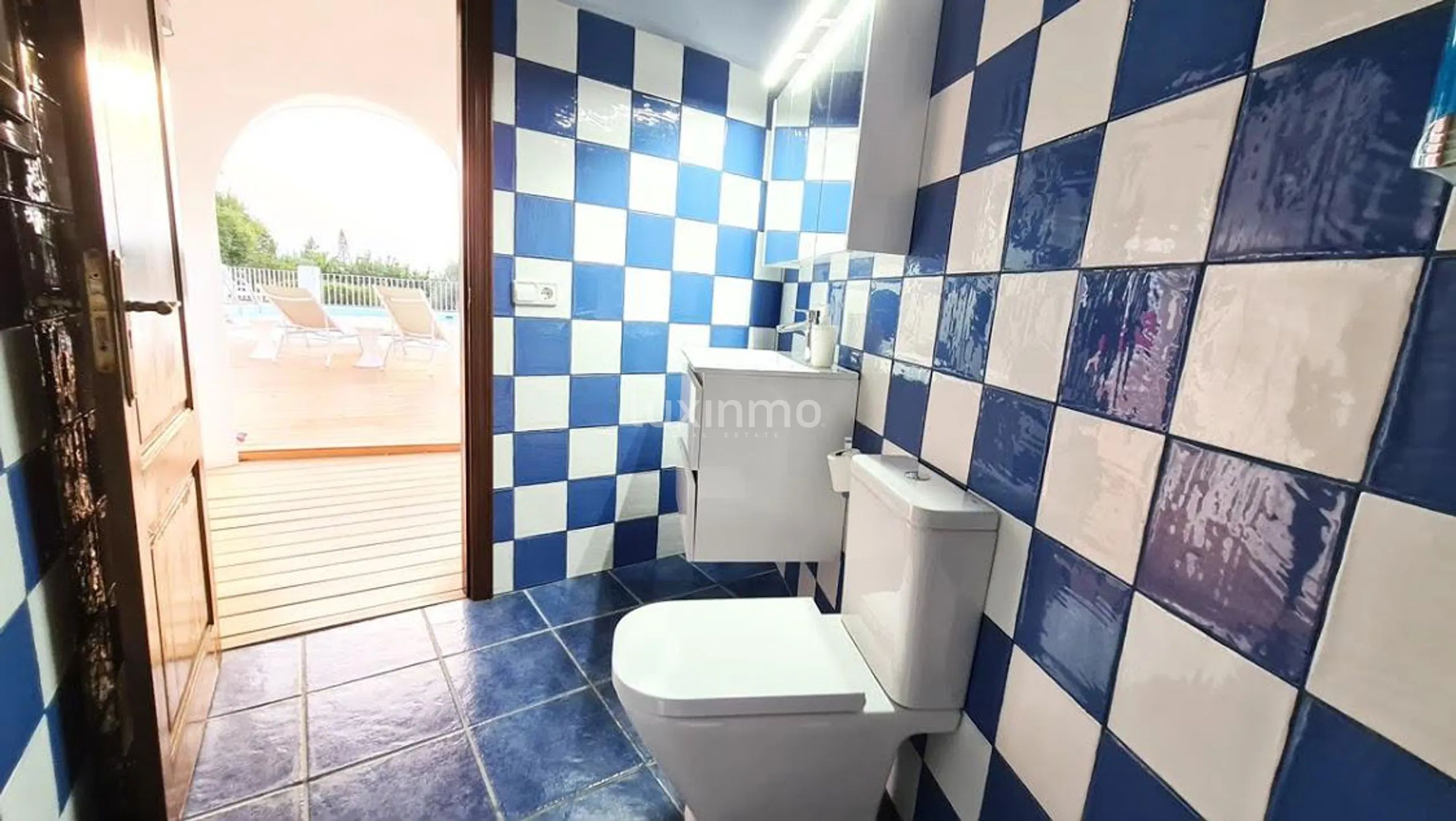 дом в средиземноморском стиле с фантастическим видом — photo 18