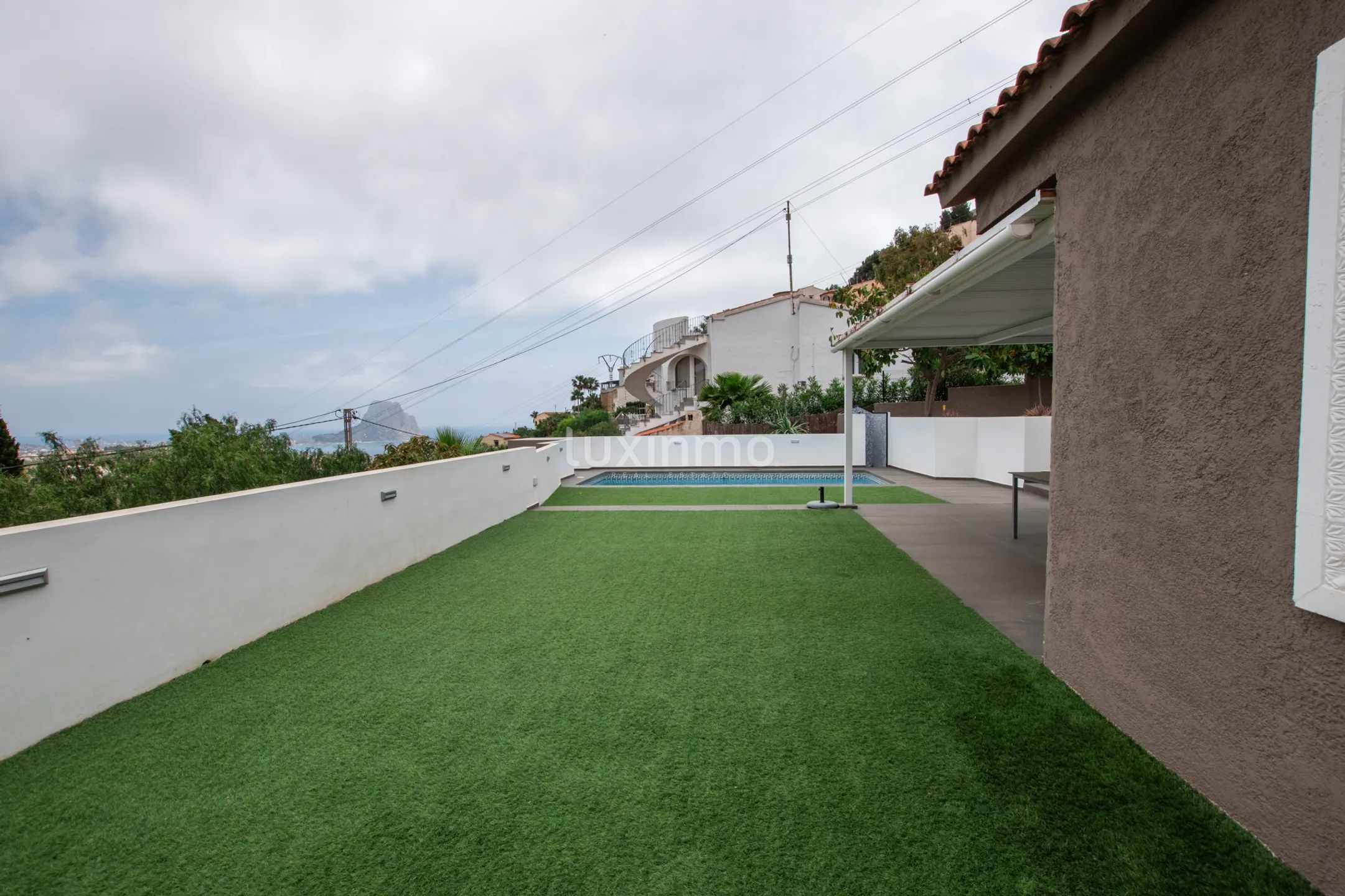 Mediterranean villa with sea views for rent in Calpe
Mediterranean villa with sea views for rent in Calpe — photo 5