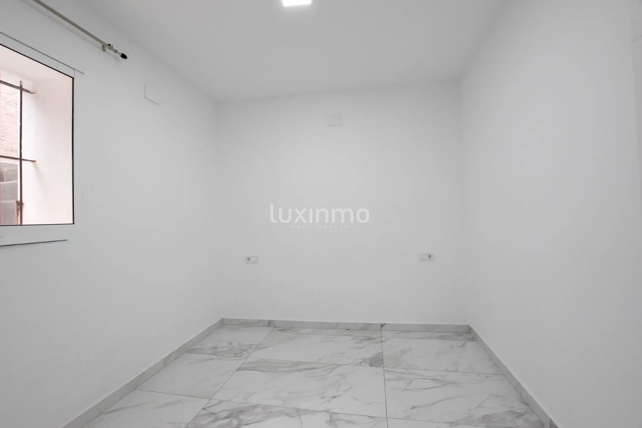 Mediterranean villa with sea views for rent in Calpe
Mediterranean villa with sea views for rent in Calpe — photo 19