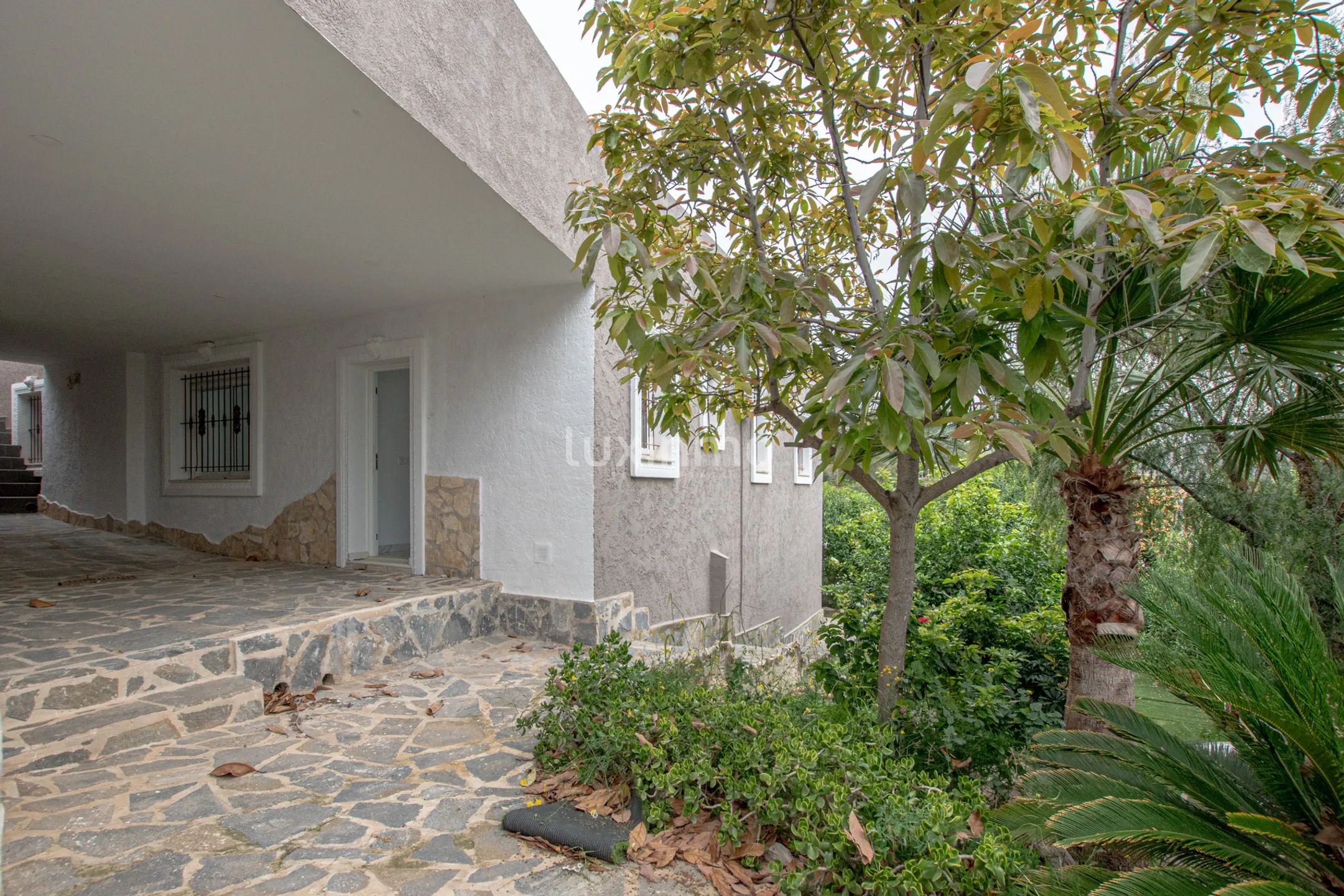 Mediterranean villa with sea views for rent in Calpe
Mediterranean villa with sea views for rent in Calpe — photo 30