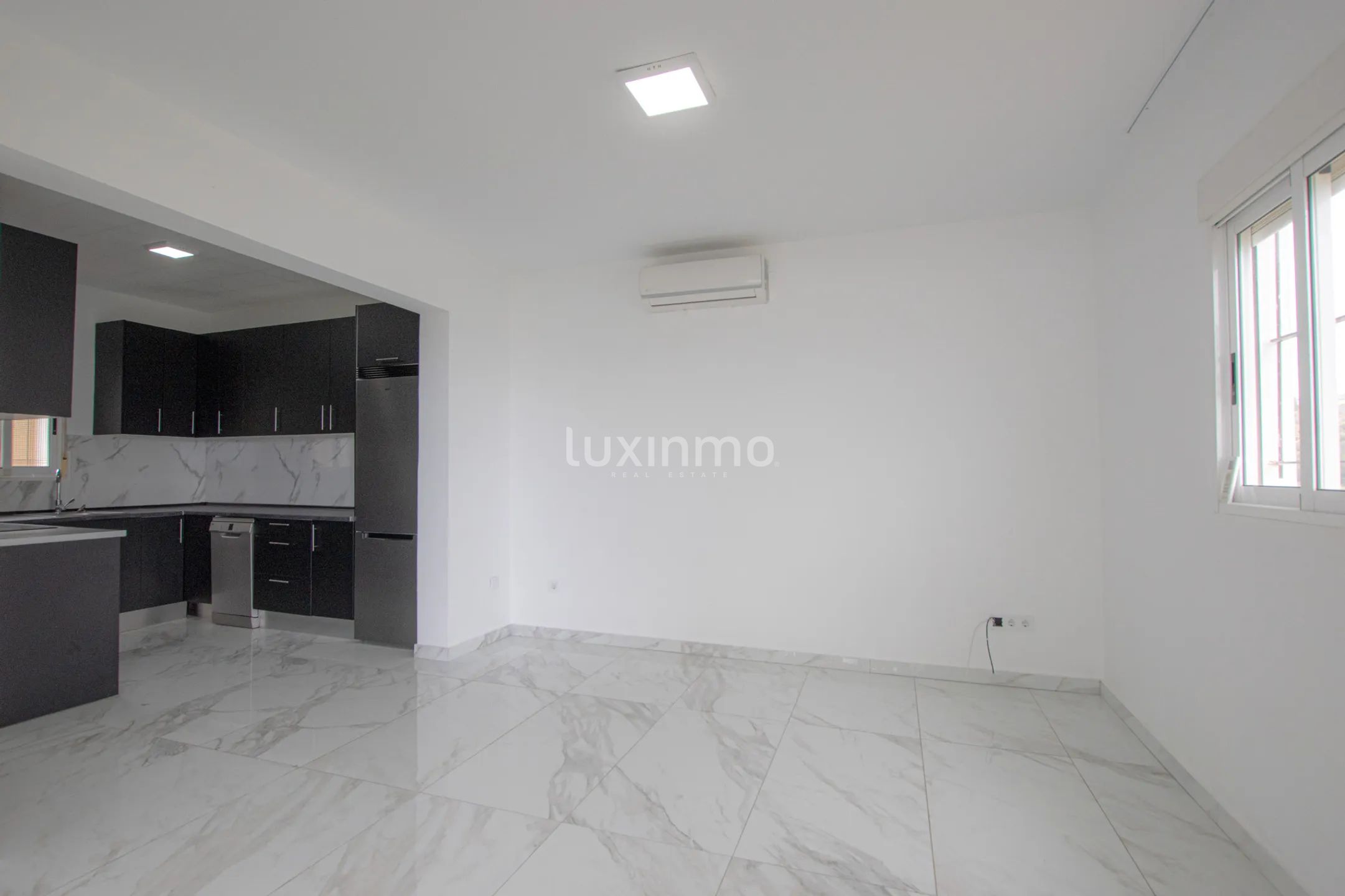 Mediterranean villa with sea views for rent in Calpe
Mediterranean villa with sea views for rent in Calpe — photo 8