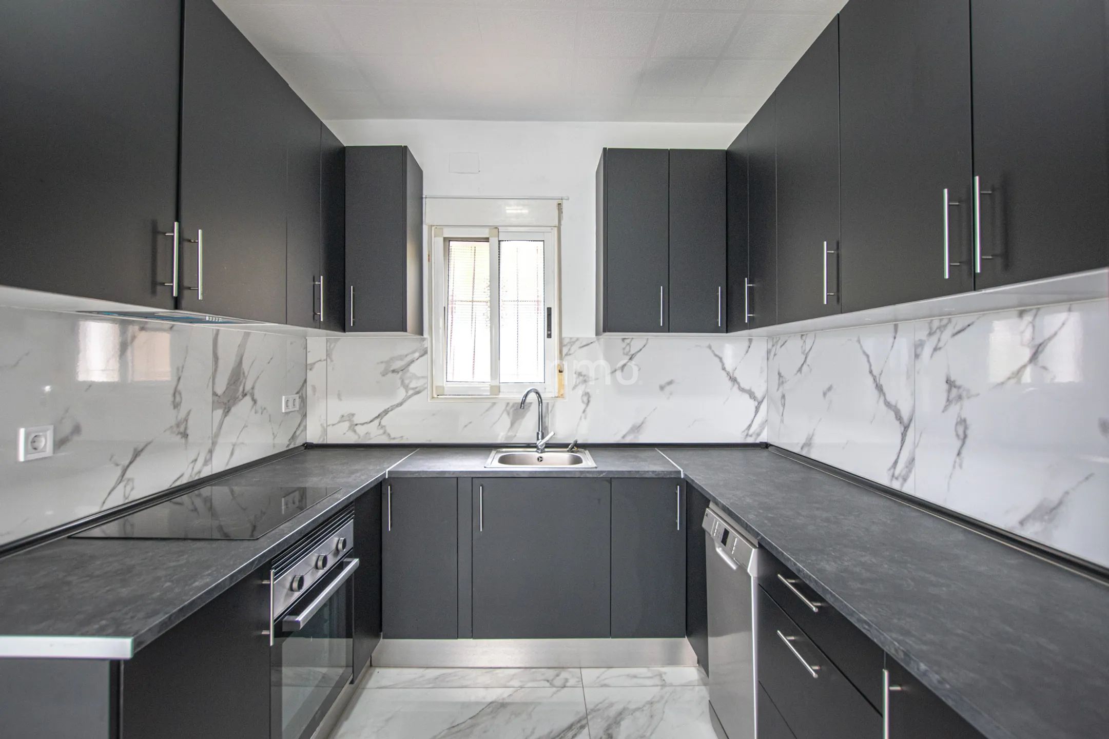 Mediterranean villa with sea views for rent in Calpe
Mediterranean villa with sea views for rent in Calpe — photo 10