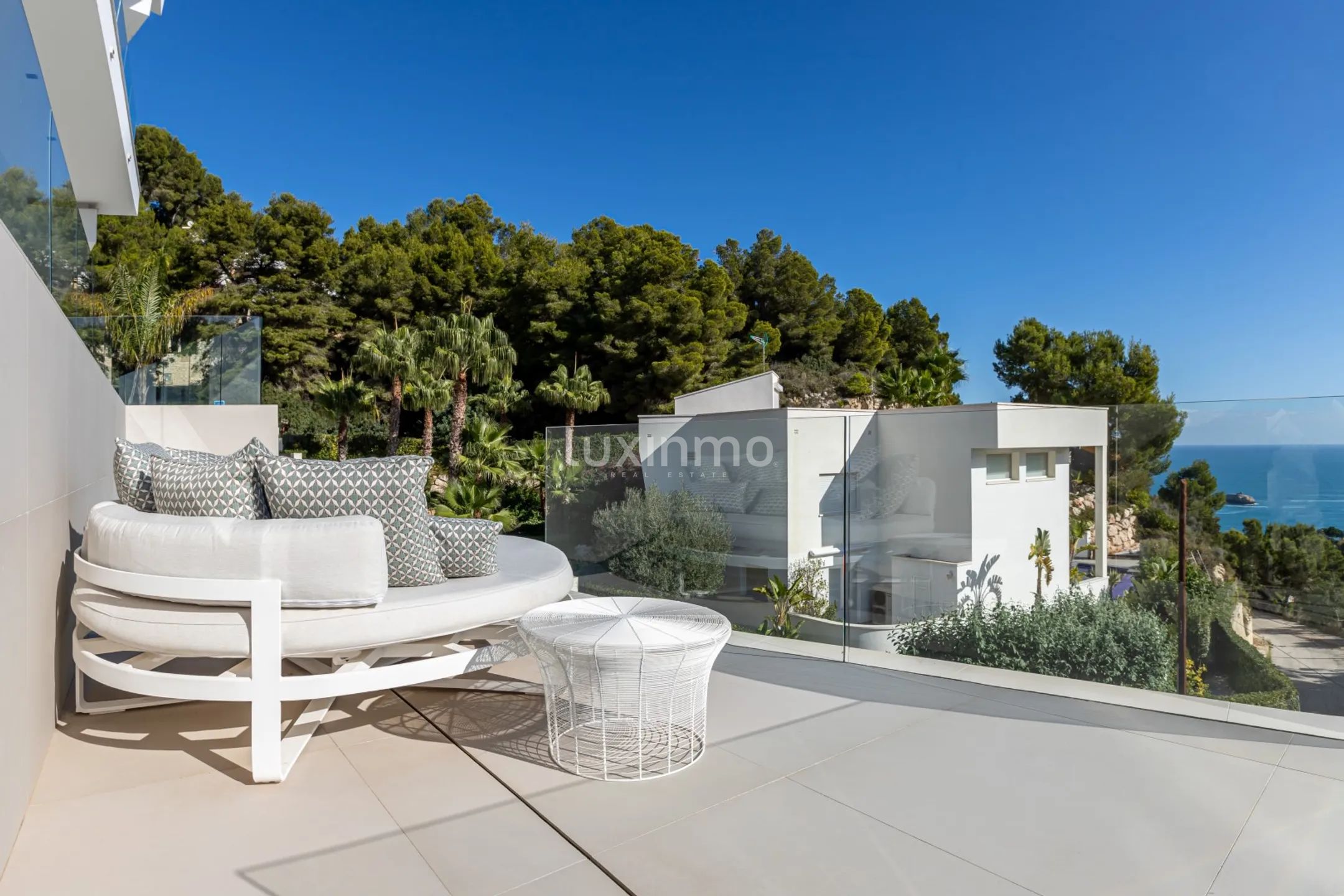 Nowoczesny styl willa na sprzedaż w Mar Azul — photo 12