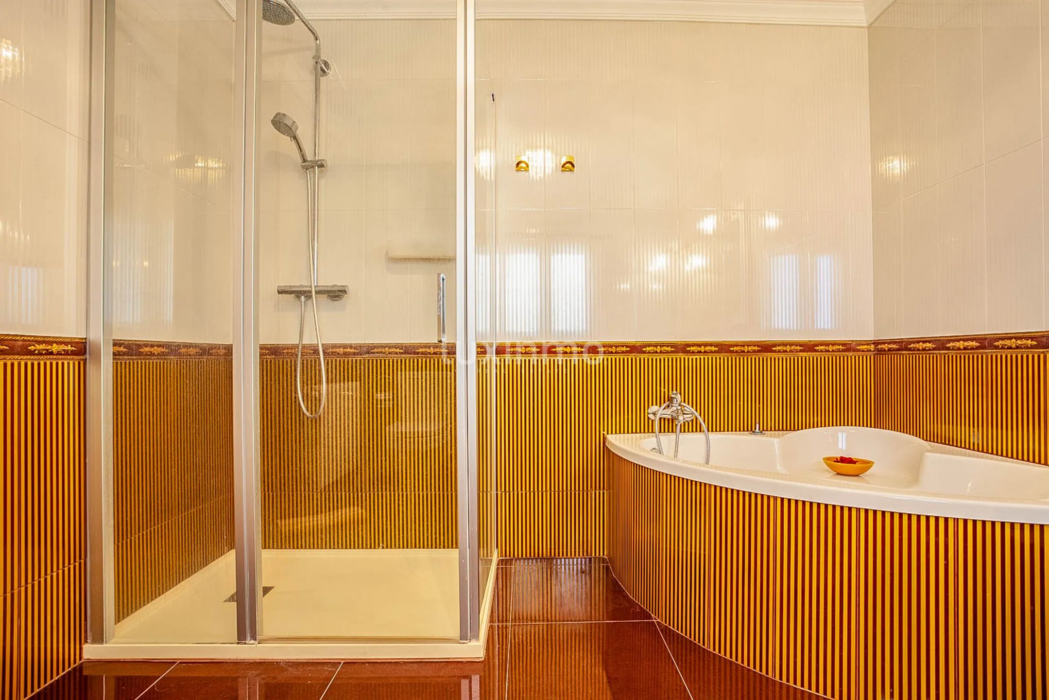 Large detached colonial style villa for sale in Denia — photo 25