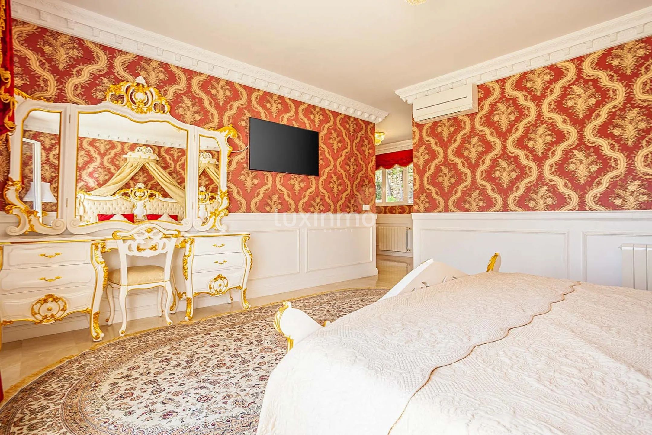 Large detached colonial style villa for sale in Denia — photo 17