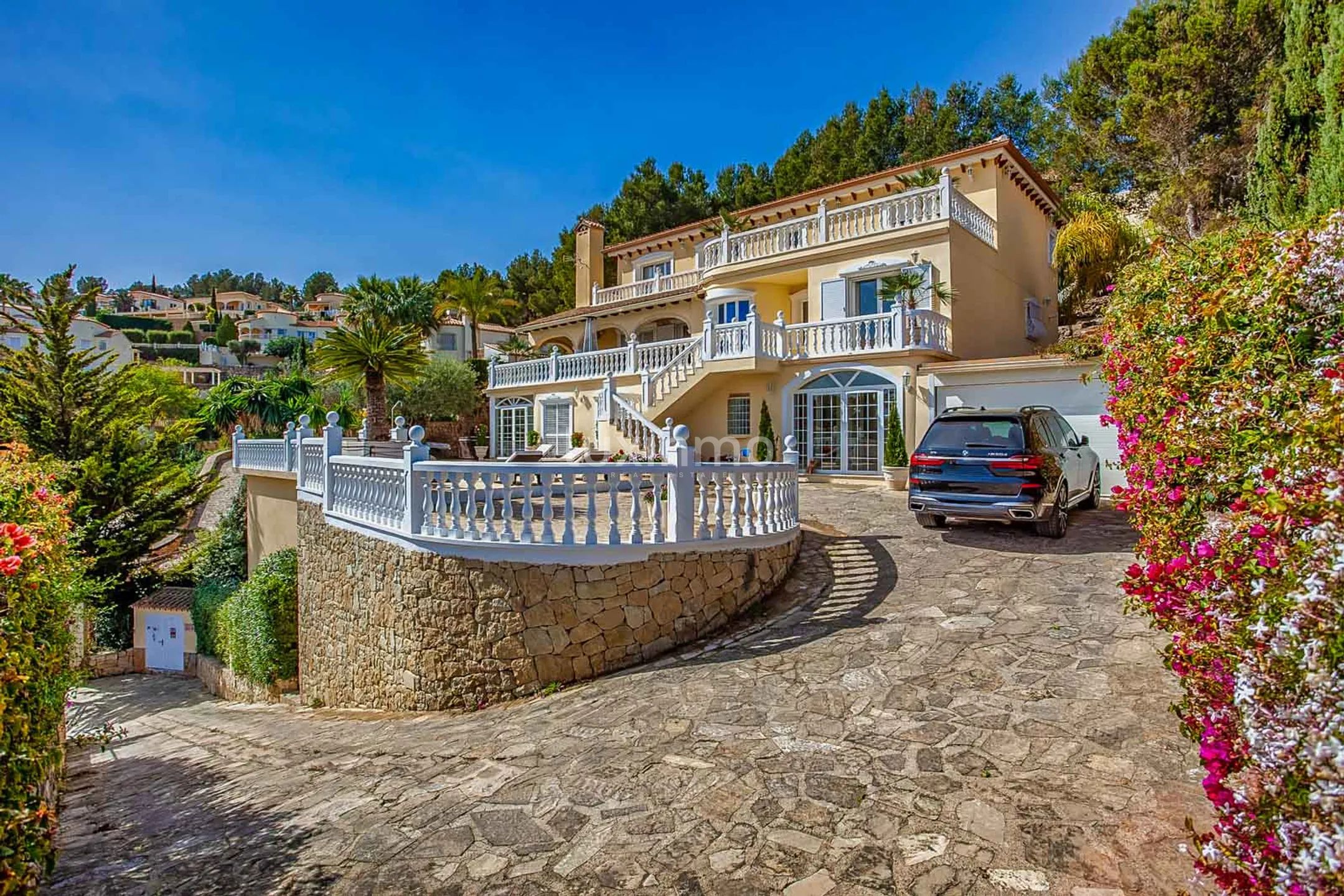 Large detached colonial style villa for sale in Denia — photo 40