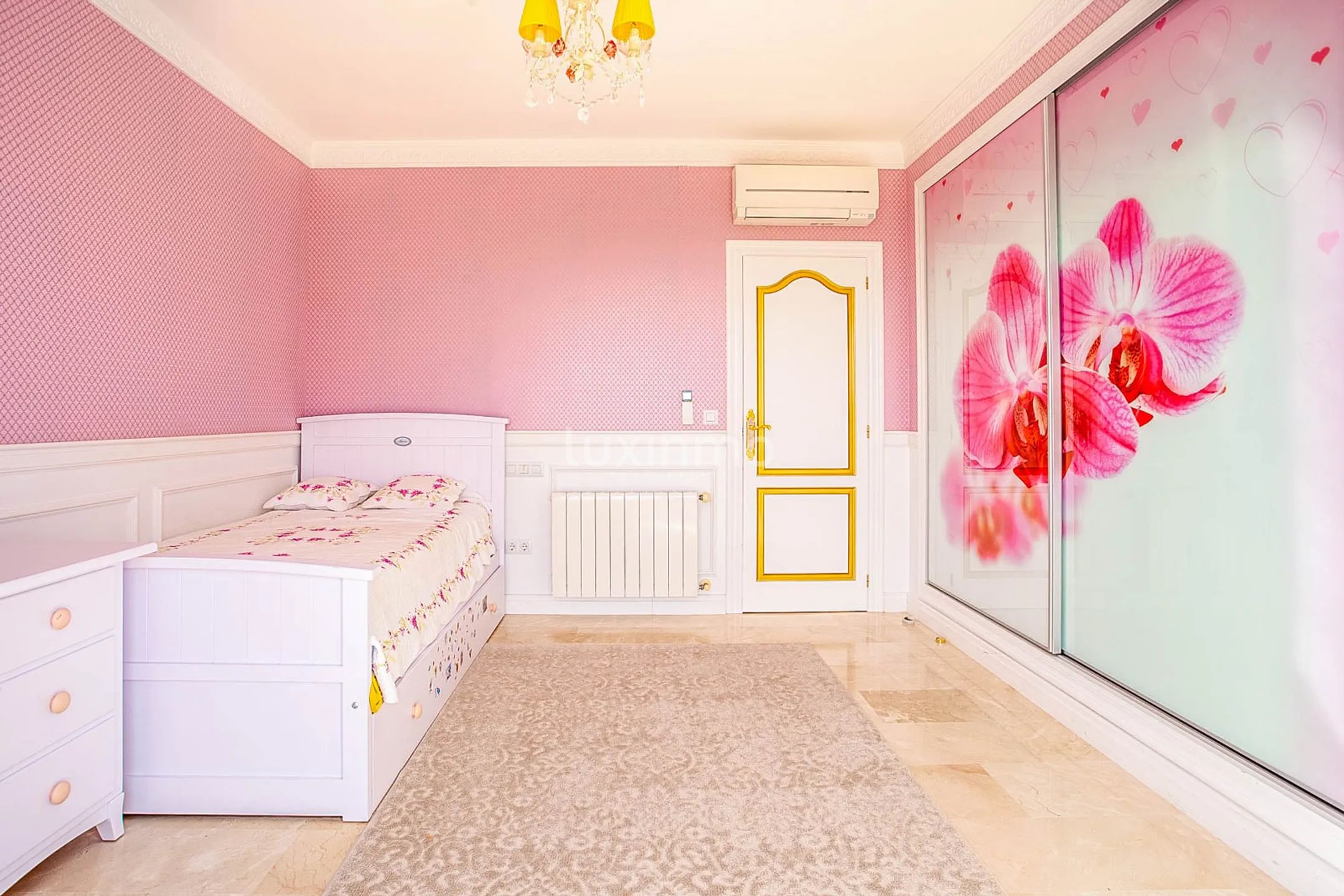 Large detached colonial style villa for sale in Denia — photo 29