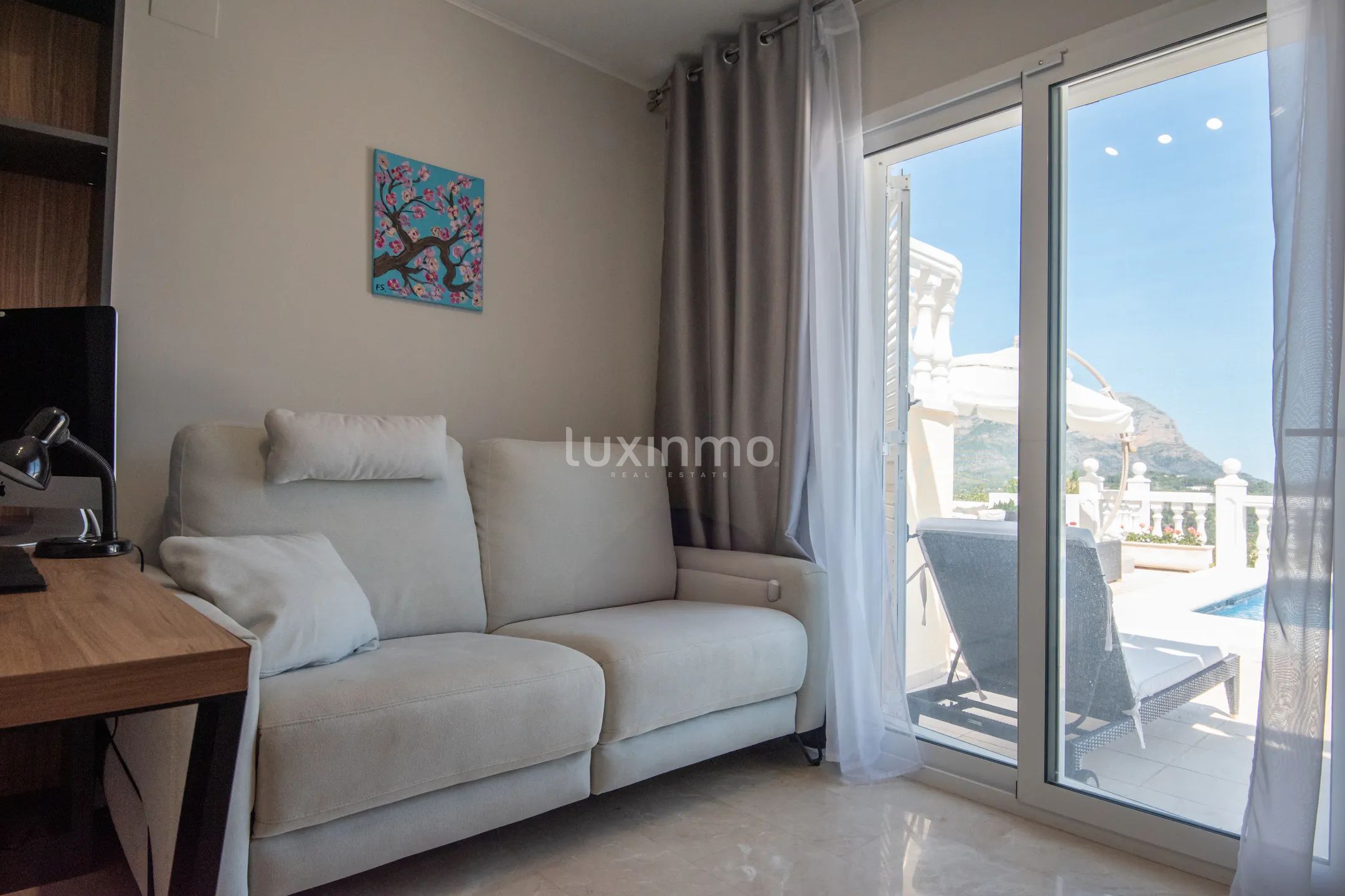 Large detached colonial style villa for sale in Denia — photo 32