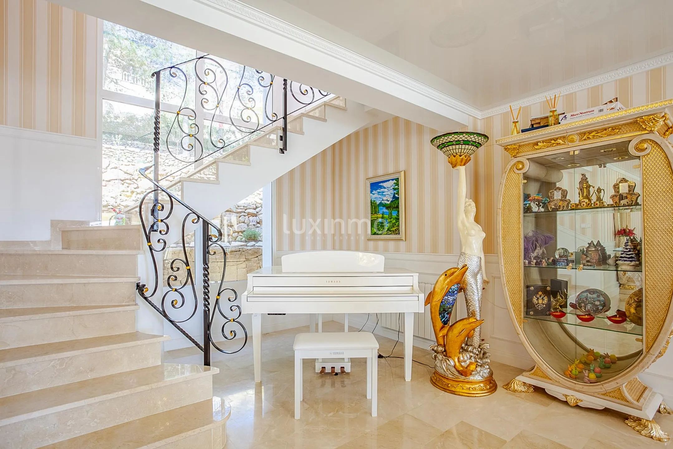 Large detached colonial style villa for sale in Denia — photo 11