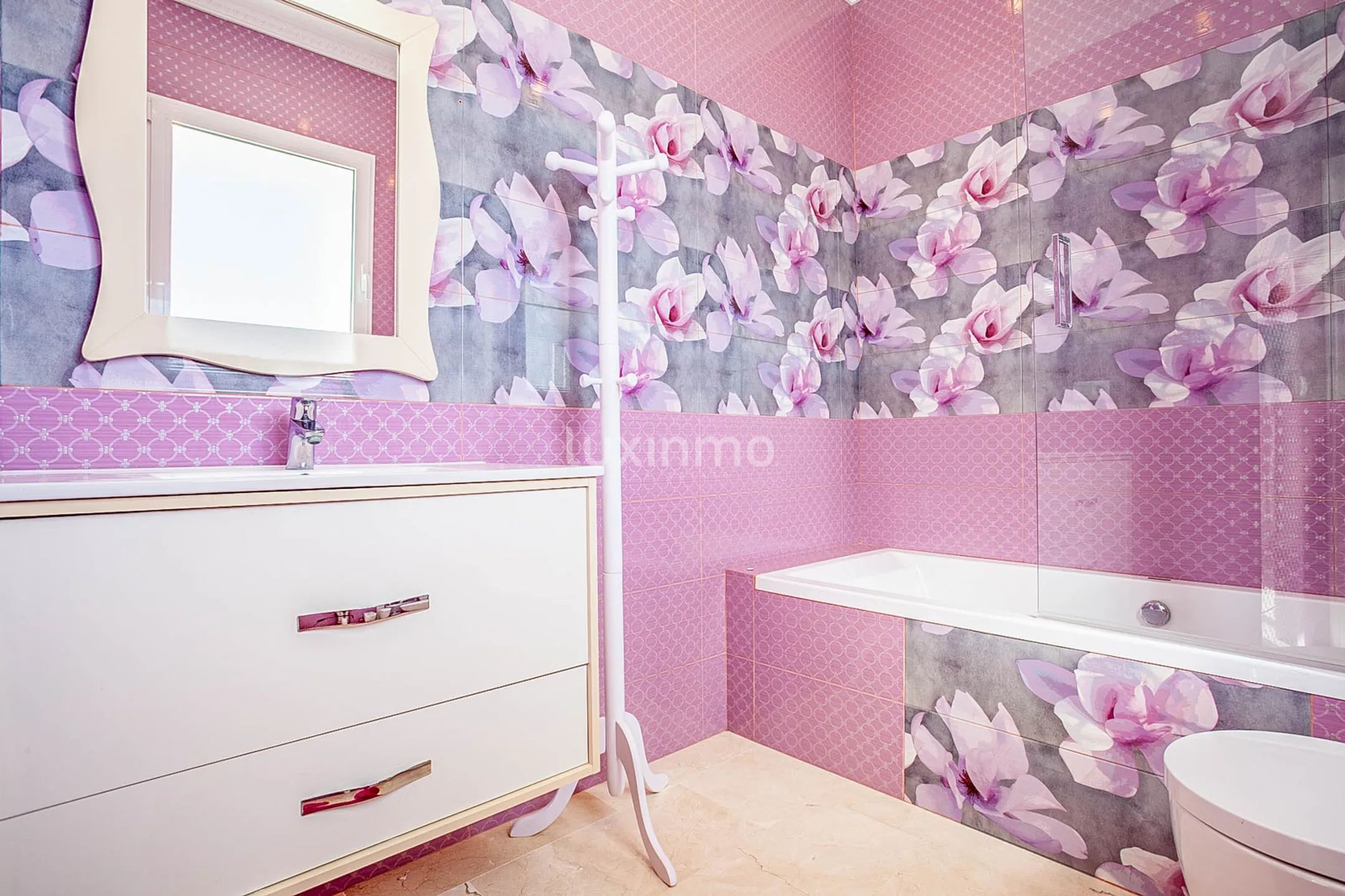 Large detached colonial style villa for sale in Denia — photo 30