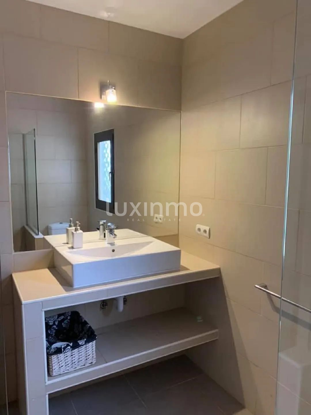 A vendre belle villa avec licence touristique près de l'hôtel Pikes — photo 59