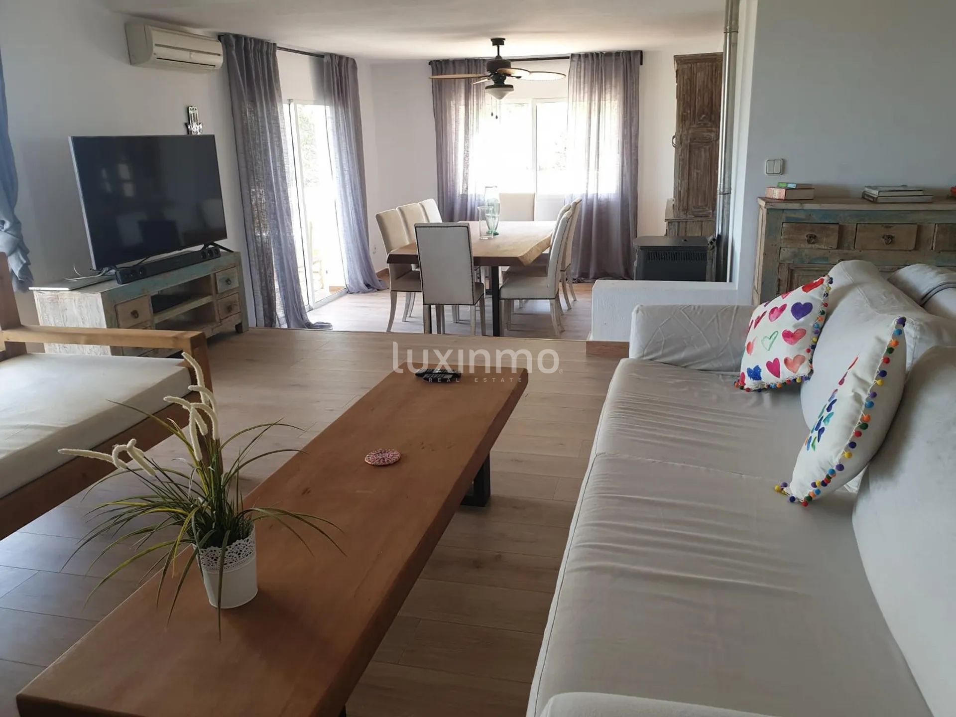 A vendre belle villa avec licence touristique près de l'hôtel Pikes — photo 47