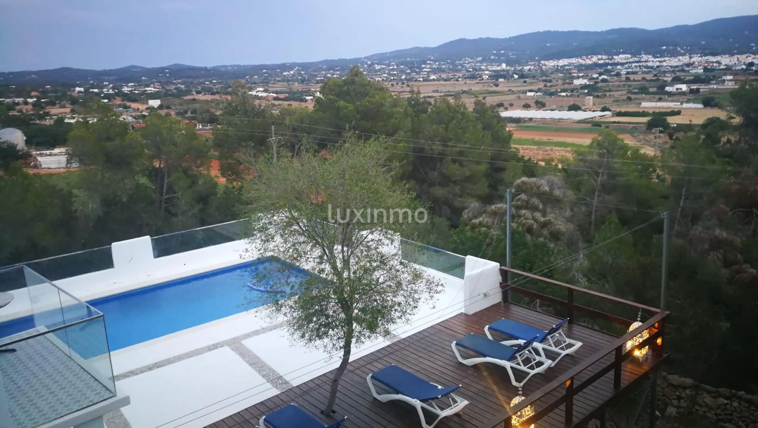 A vendre belle villa avec licence touristique près de l'hôtel Pikes — photo 63