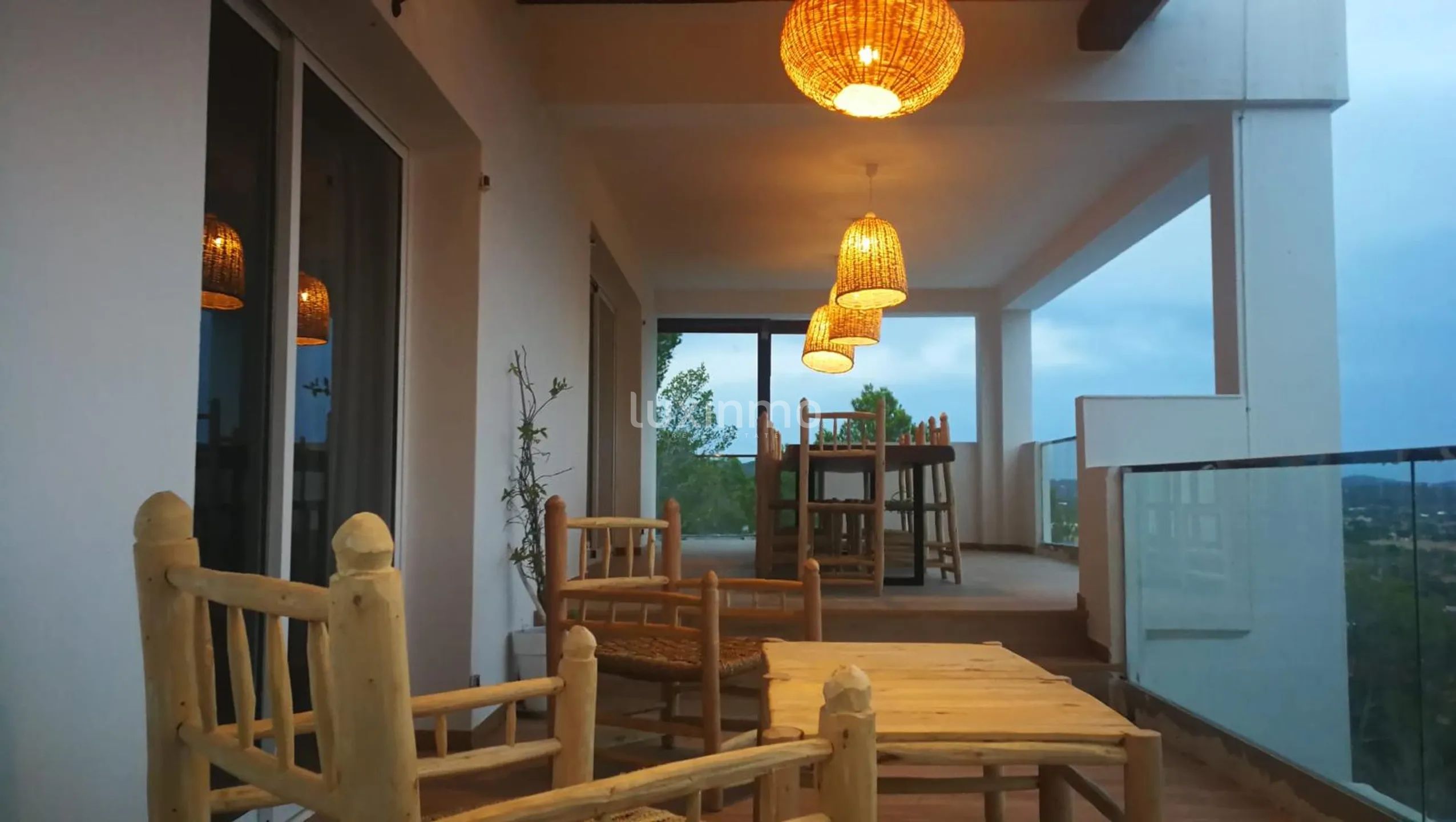 A vendre belle villa avec licence touristique près de l'hôtel Pikes — photo 61