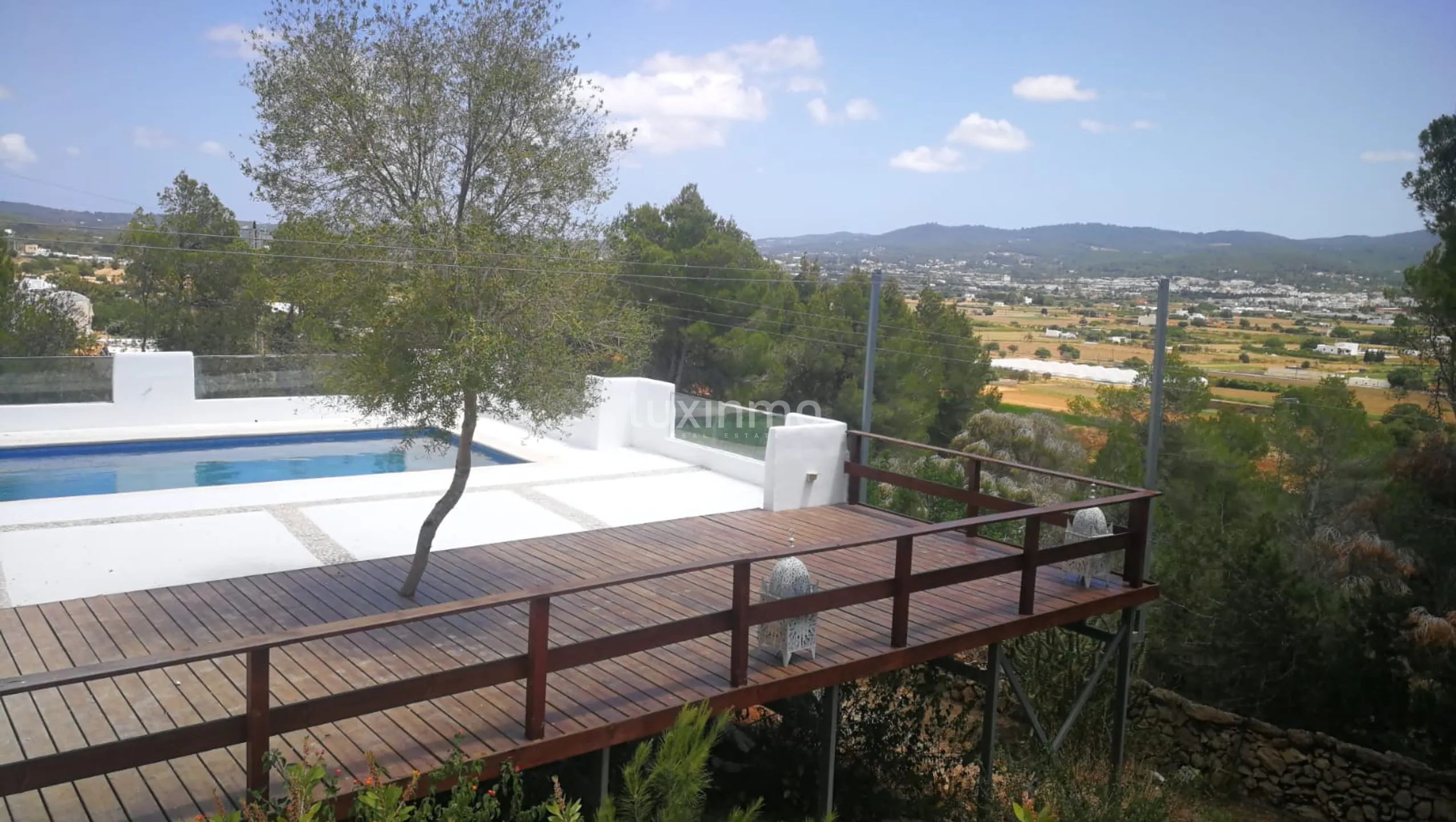 A vendre belle villa avec licence touristique près de l'hôtel Pikes — photo 33
