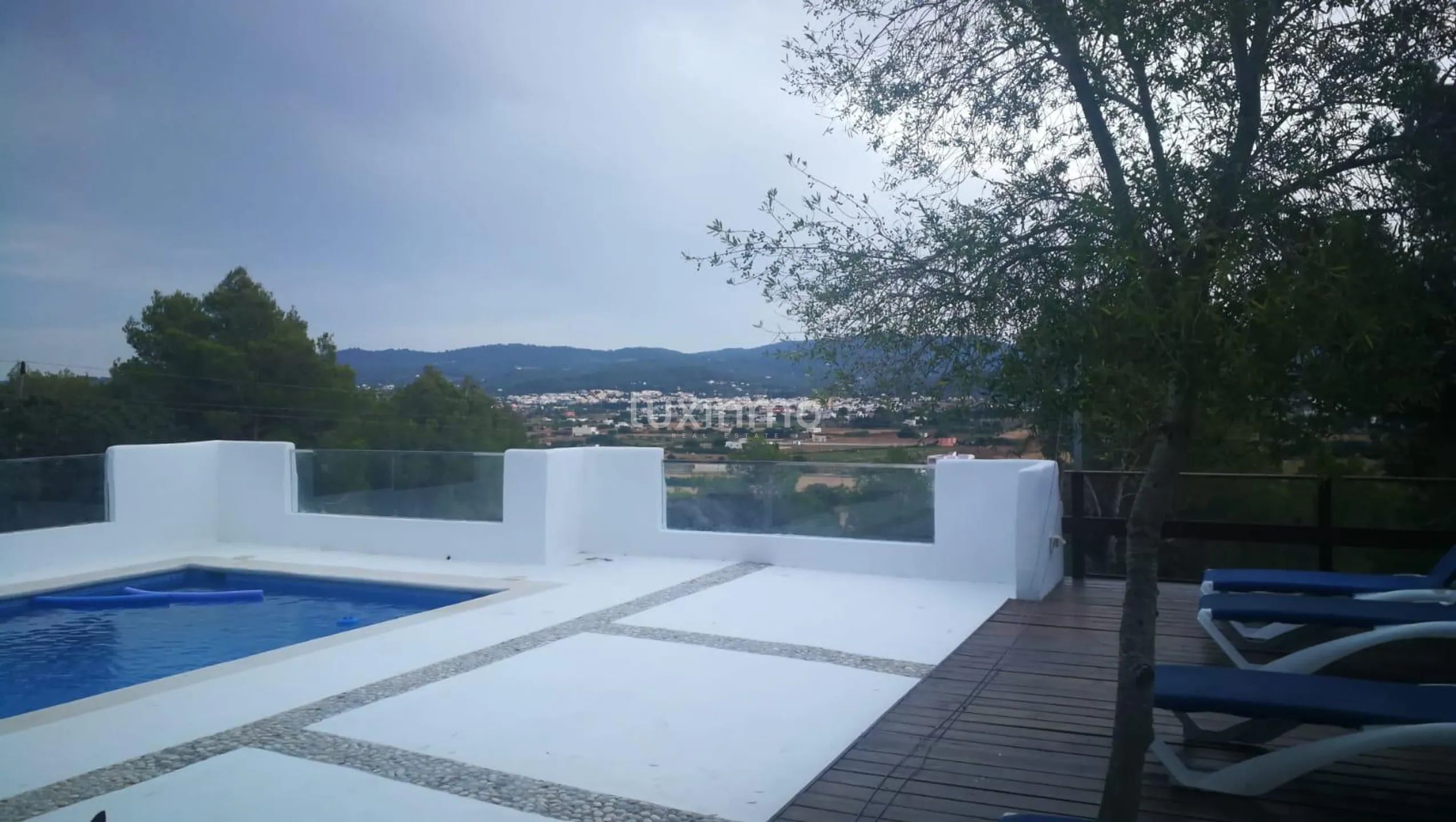 A vendre belle villa avec licence touristique près de l'hôtel Pikes — photo 35