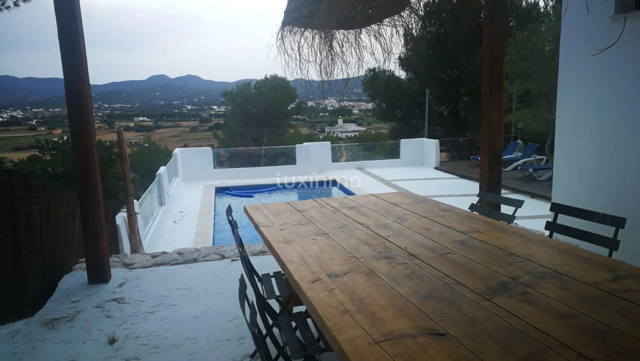 A vendre belle villa avec licence touristique près de l'hôtel Pikes — photo 71