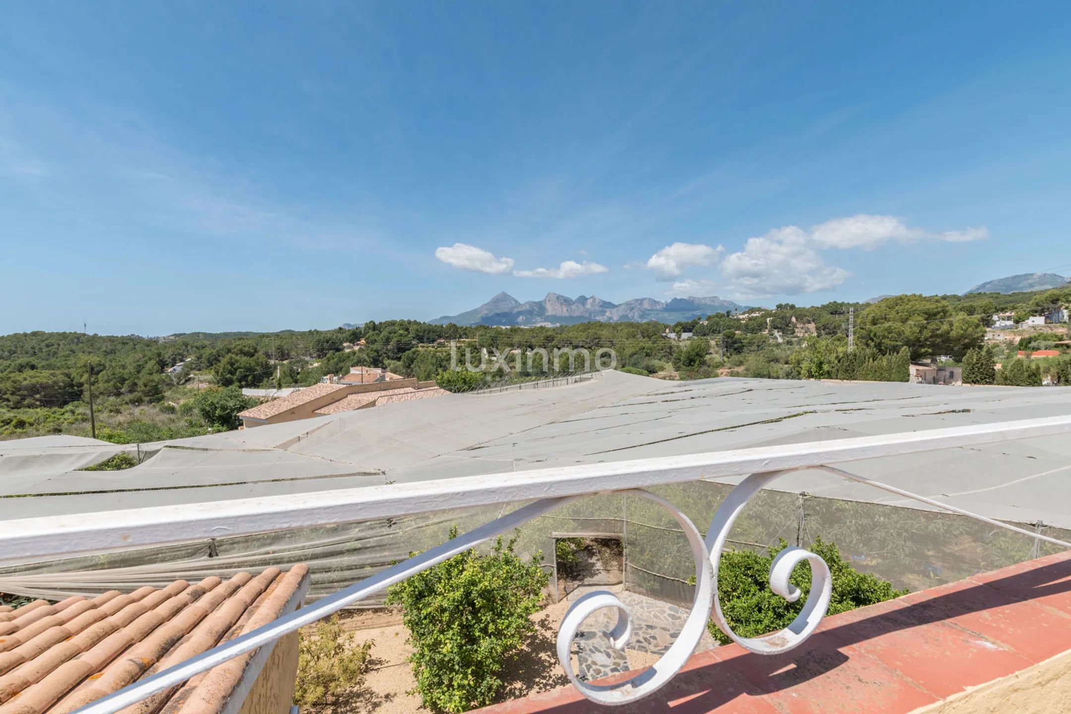 Chalet zur Miete mit Gästewohnung in Altea la Vella — photo 31