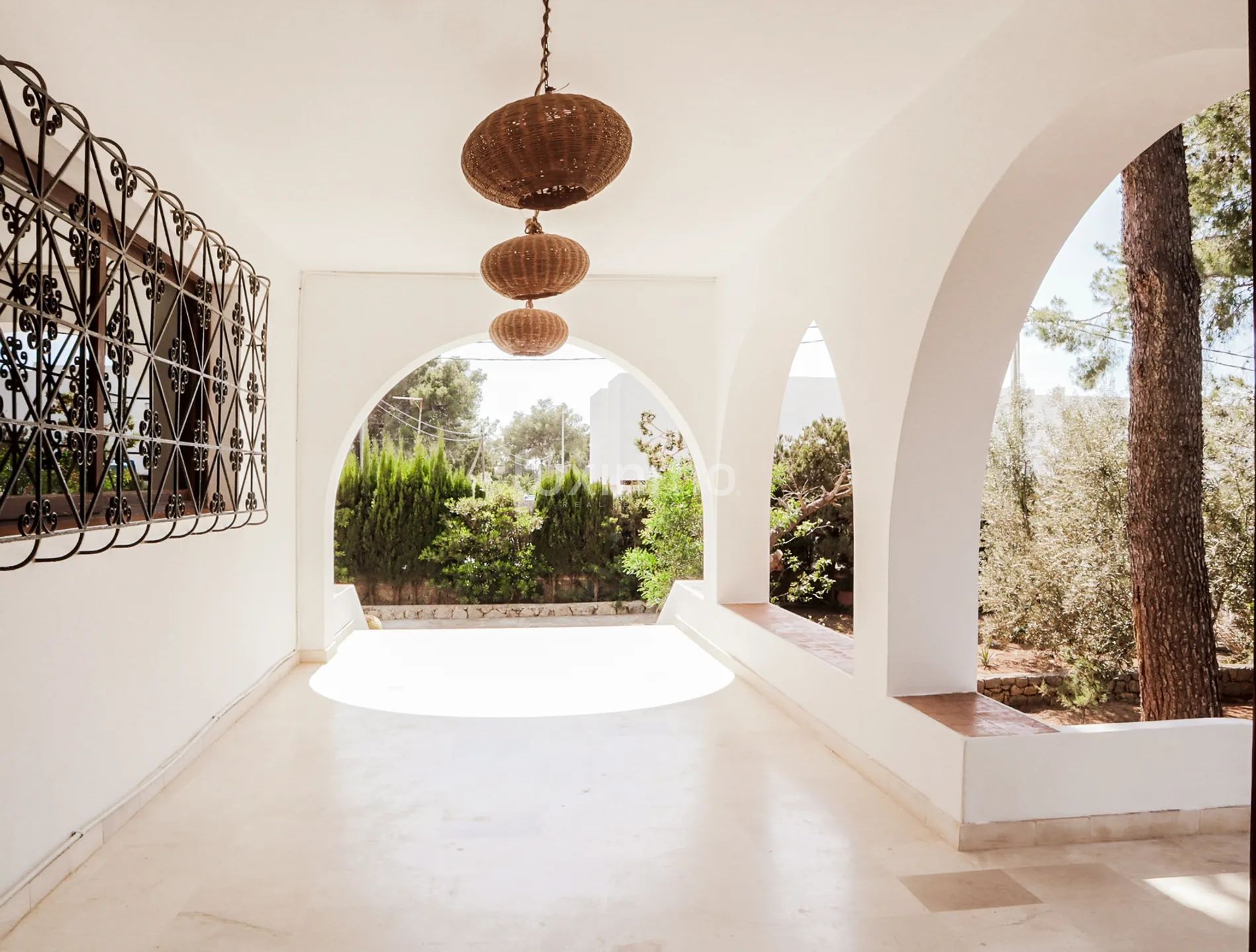 Продается вилла с туристической лицензией на Ибице — photo 20