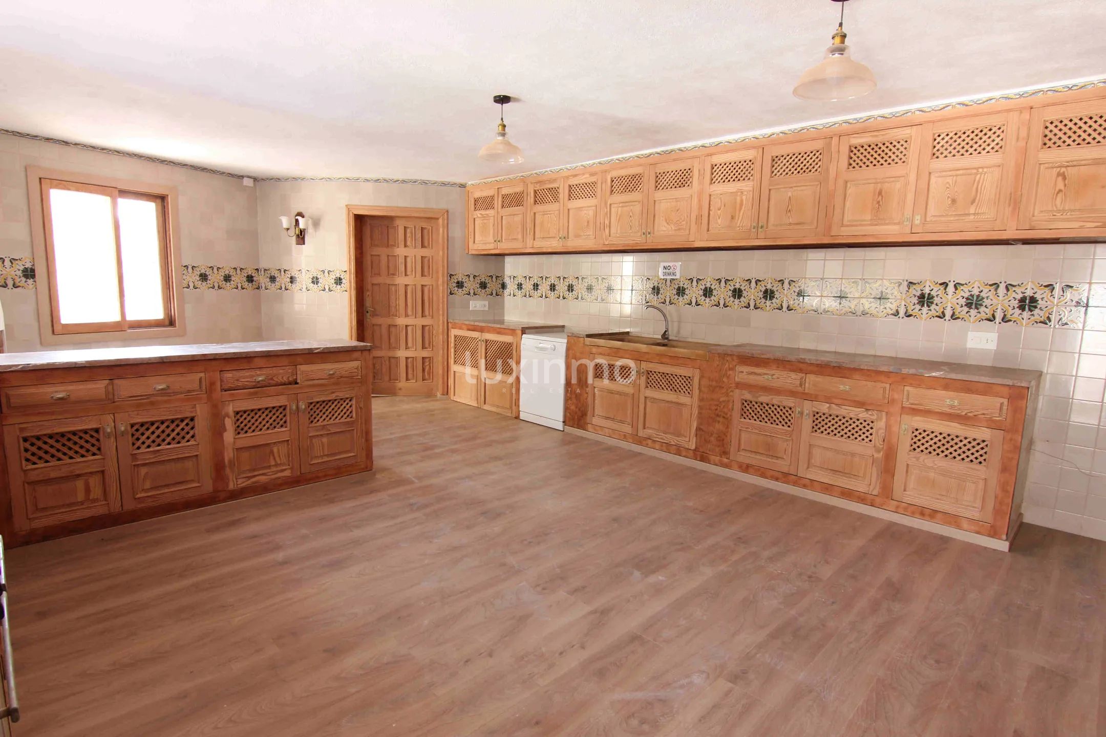 Продается вилла с туристической лицензией на Ибице — photo 10