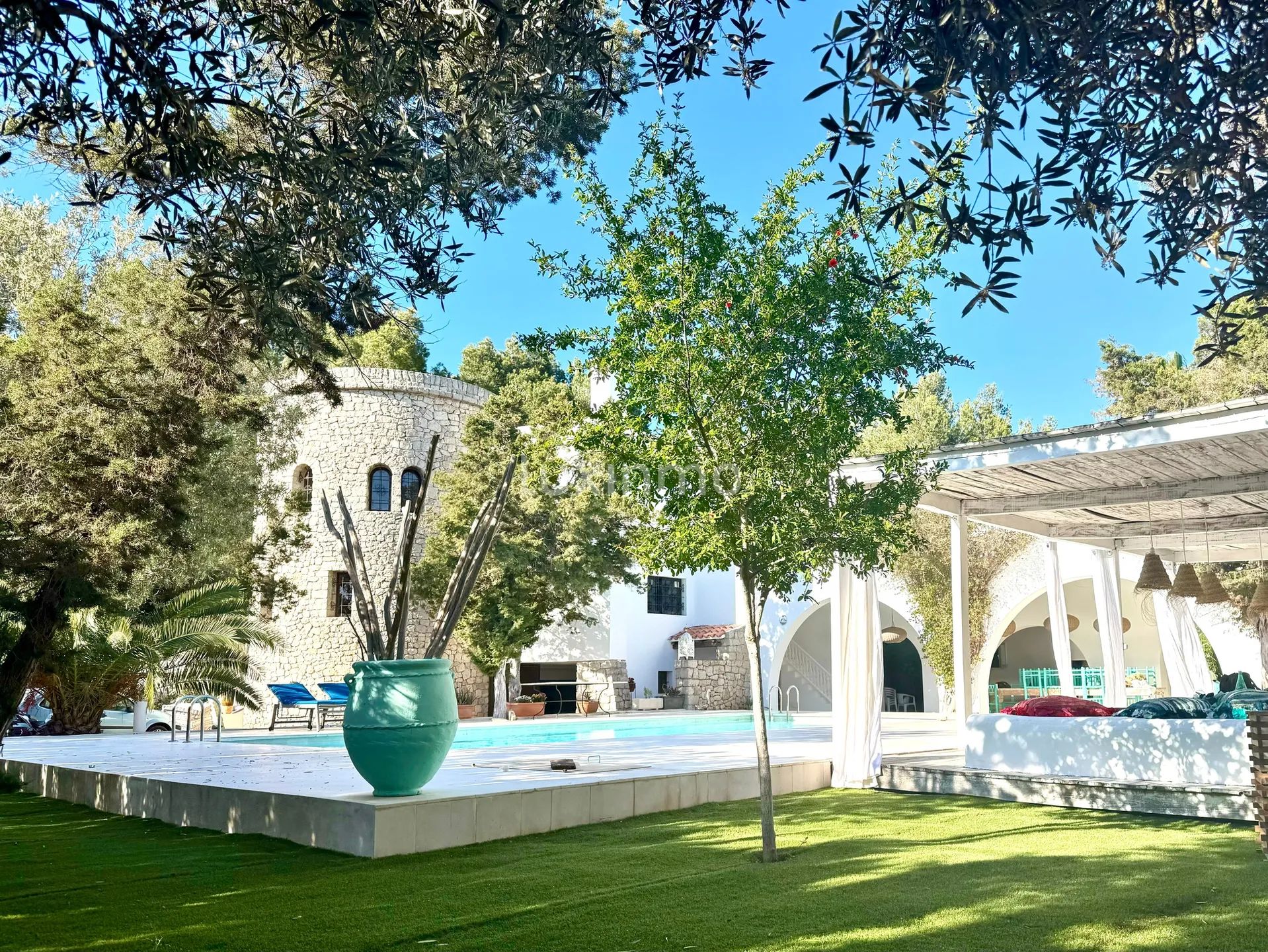 Продается вилла с туристической лицензией на Ибице — photo 38