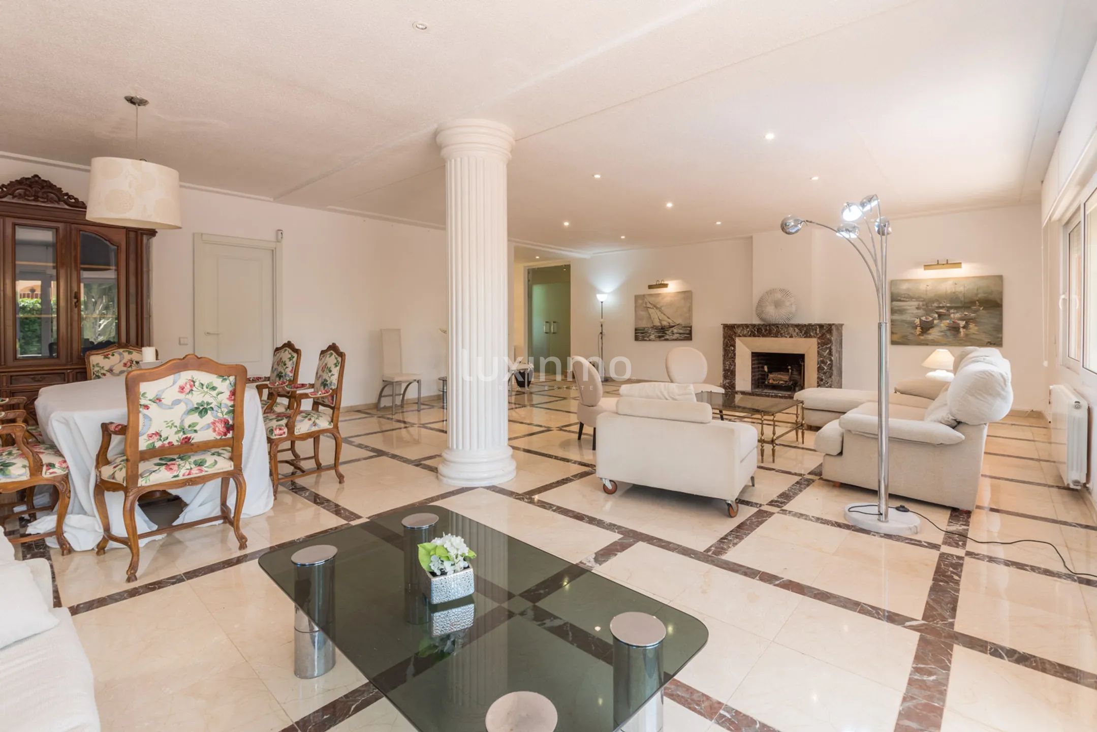 Chalet independiente con piscina en Benidorm — photo 8