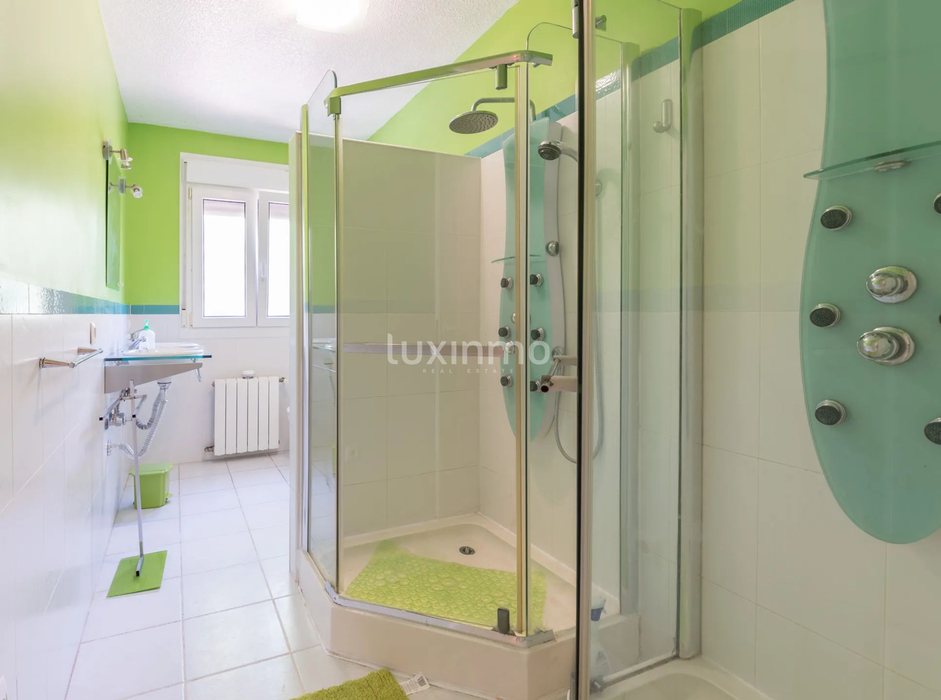 Chalet independiente con piscina en Benidorm — photo 24