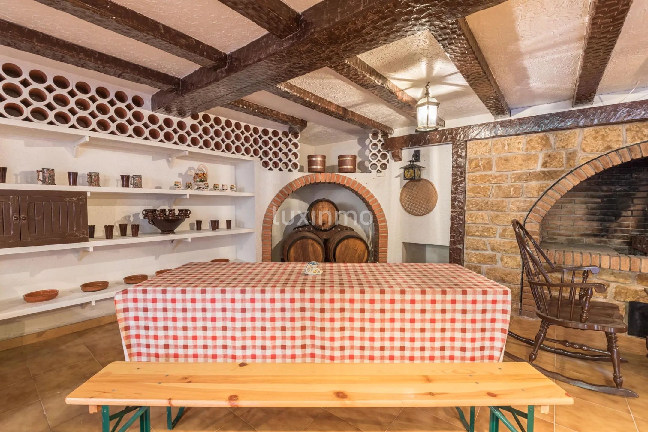 Chalet independiente con piscina en Benidorm — photo 27