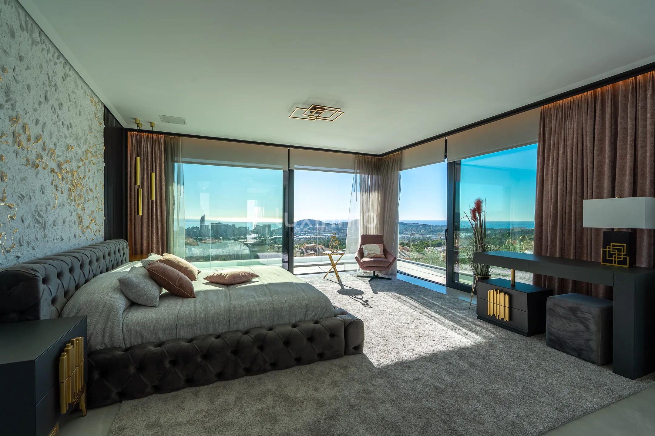 Вилла в привилегированной урбанизации — photo 26