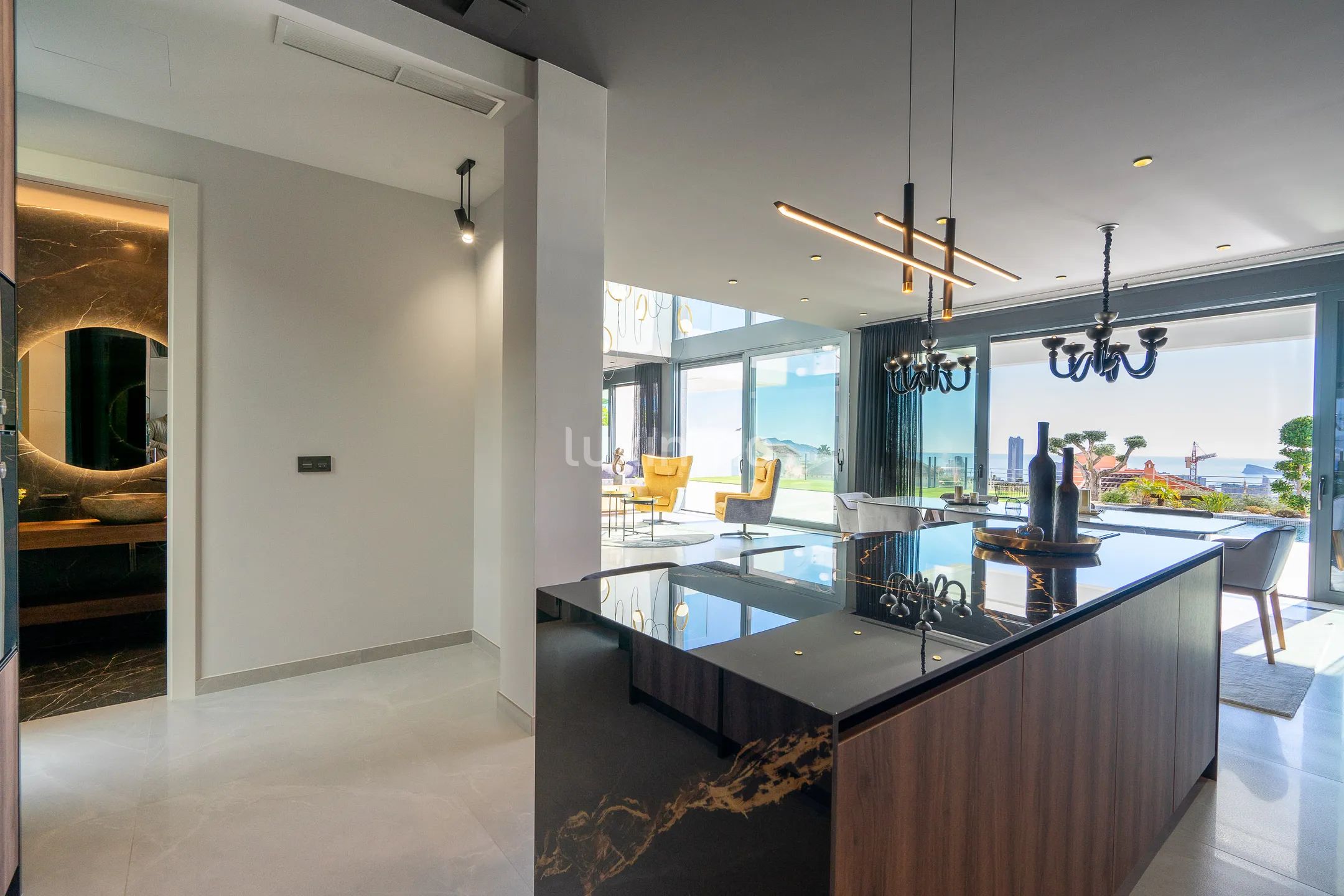 Вилла в привилегированной урбанизации — photo 15