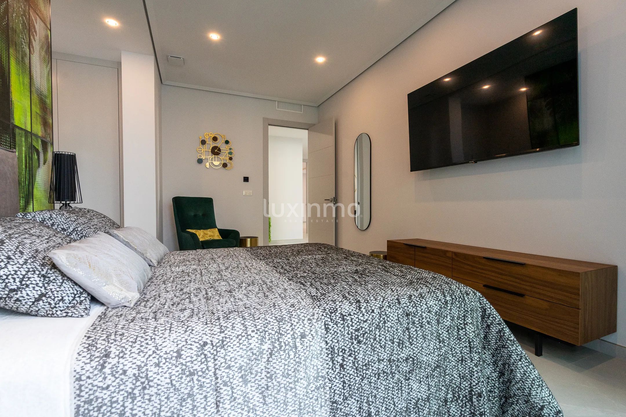 Вилла в привилегированной урбанизации — photo 43