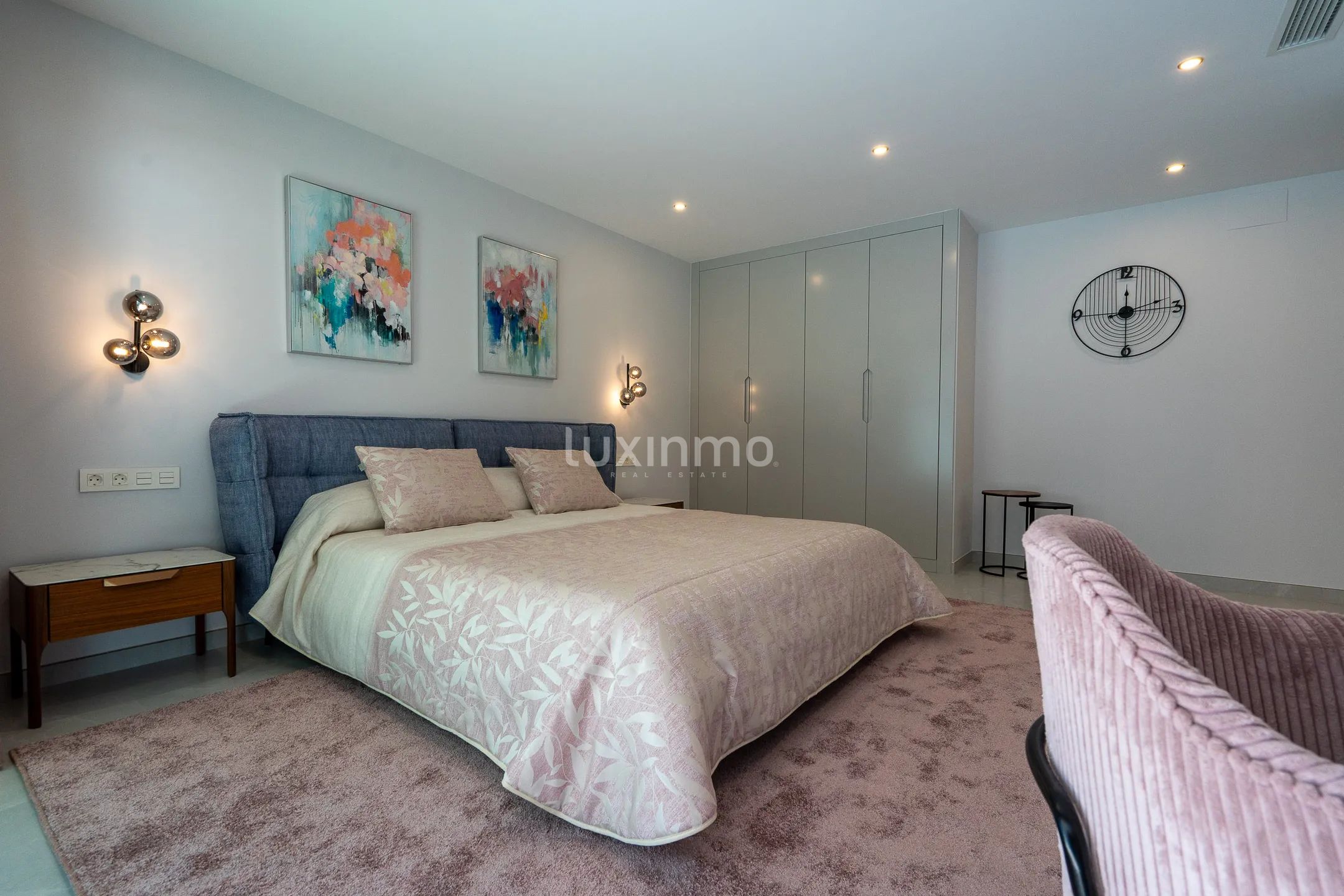 Вилла в привилегированной урбанизации — photo 38