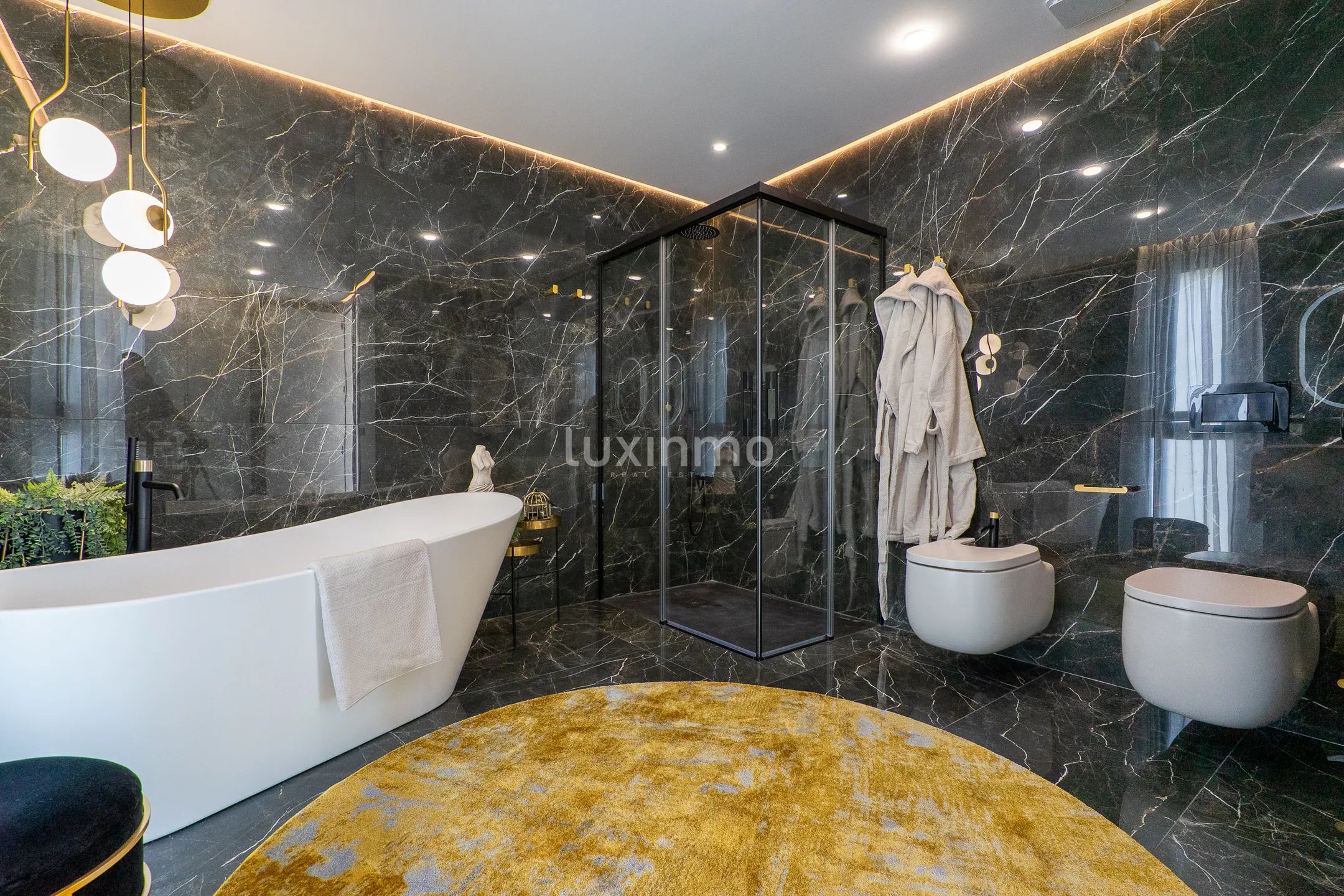 Вилла в привилегированной урбанизации — photo 28