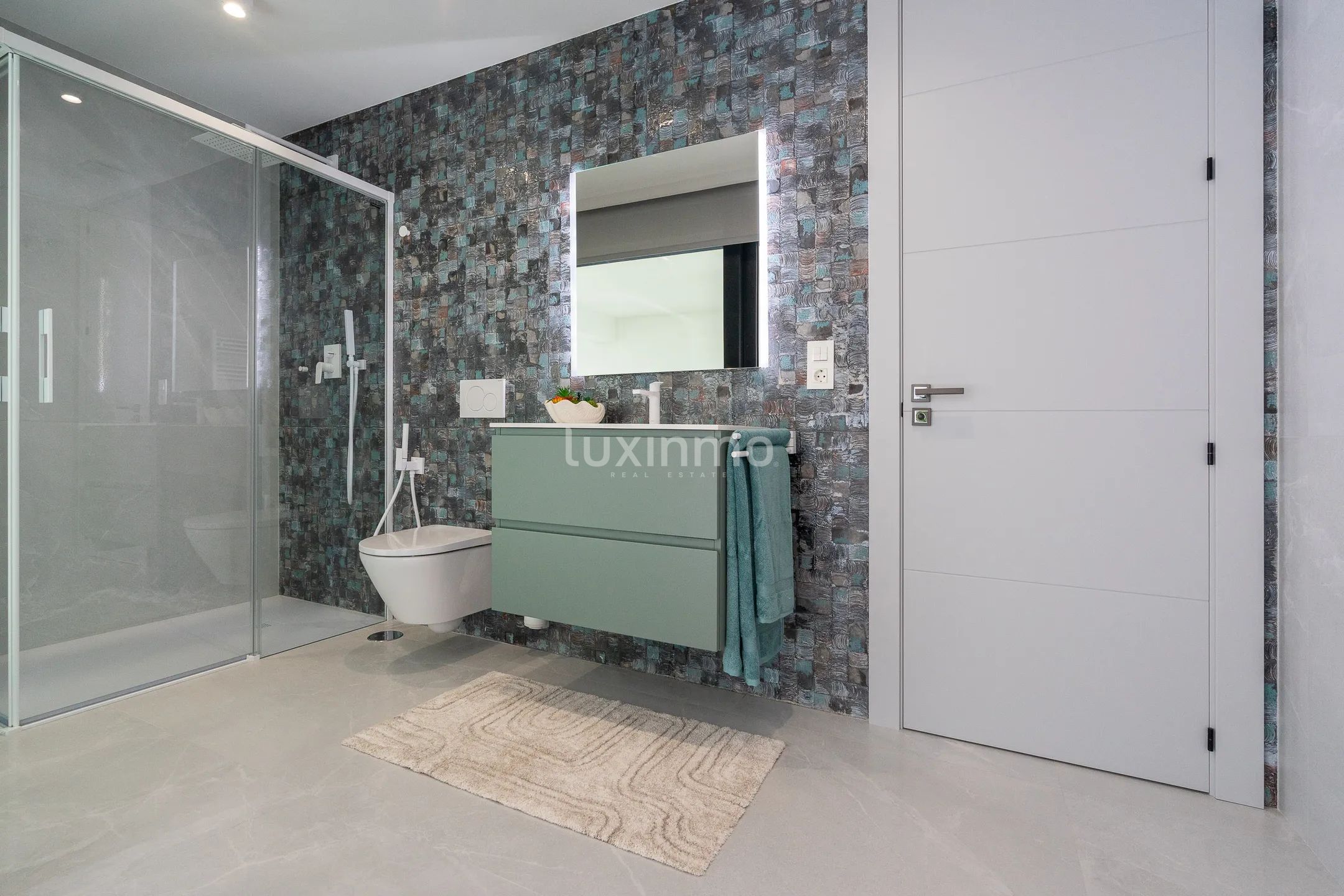 Вилла в привилегированной урбанизации — photo 44